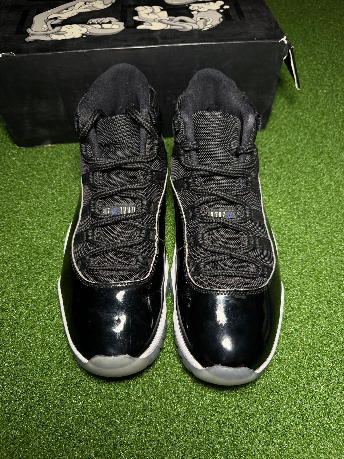 Jordan 11 Space Jam USED