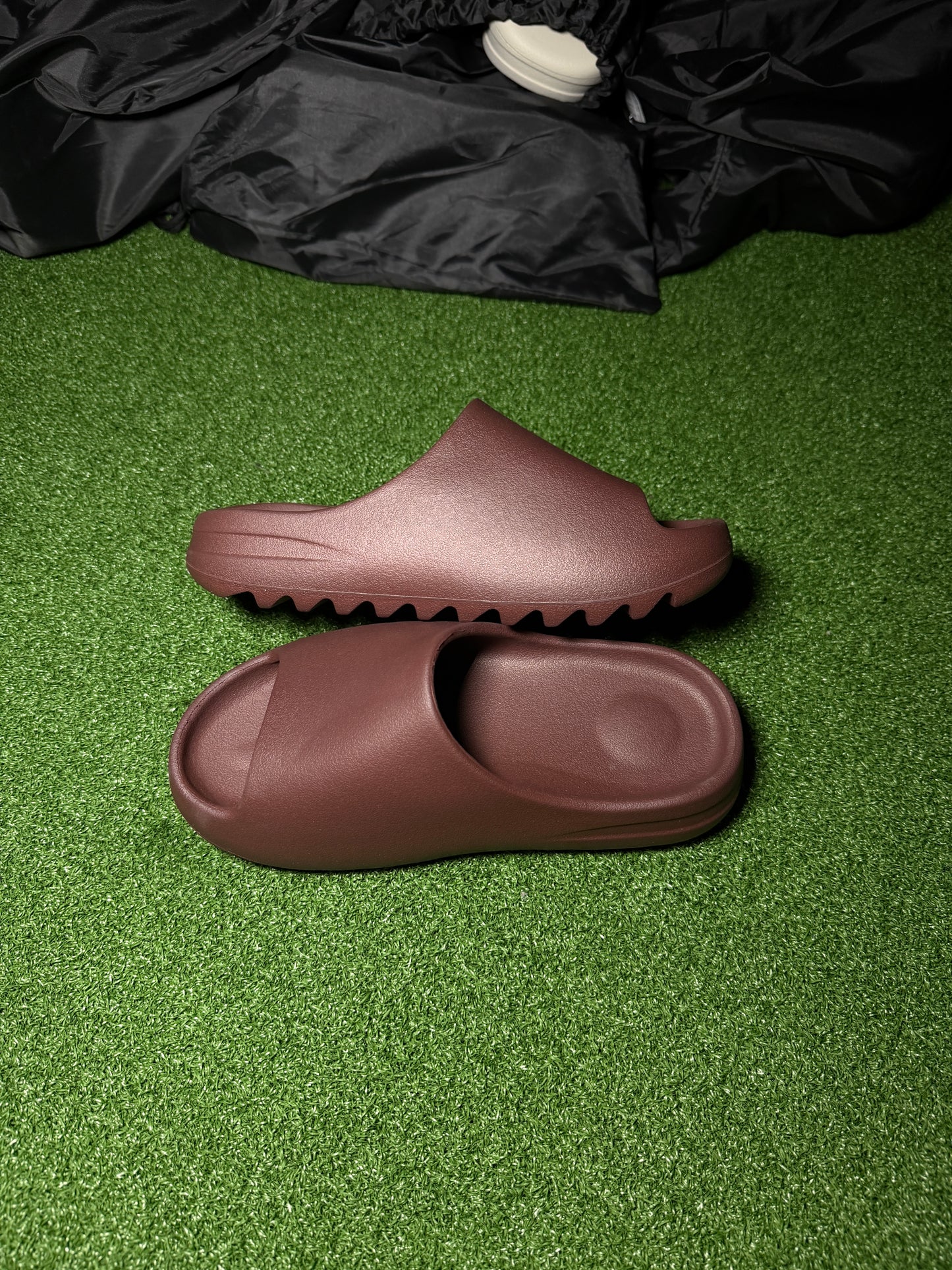 Yeezy Slide Fudge
