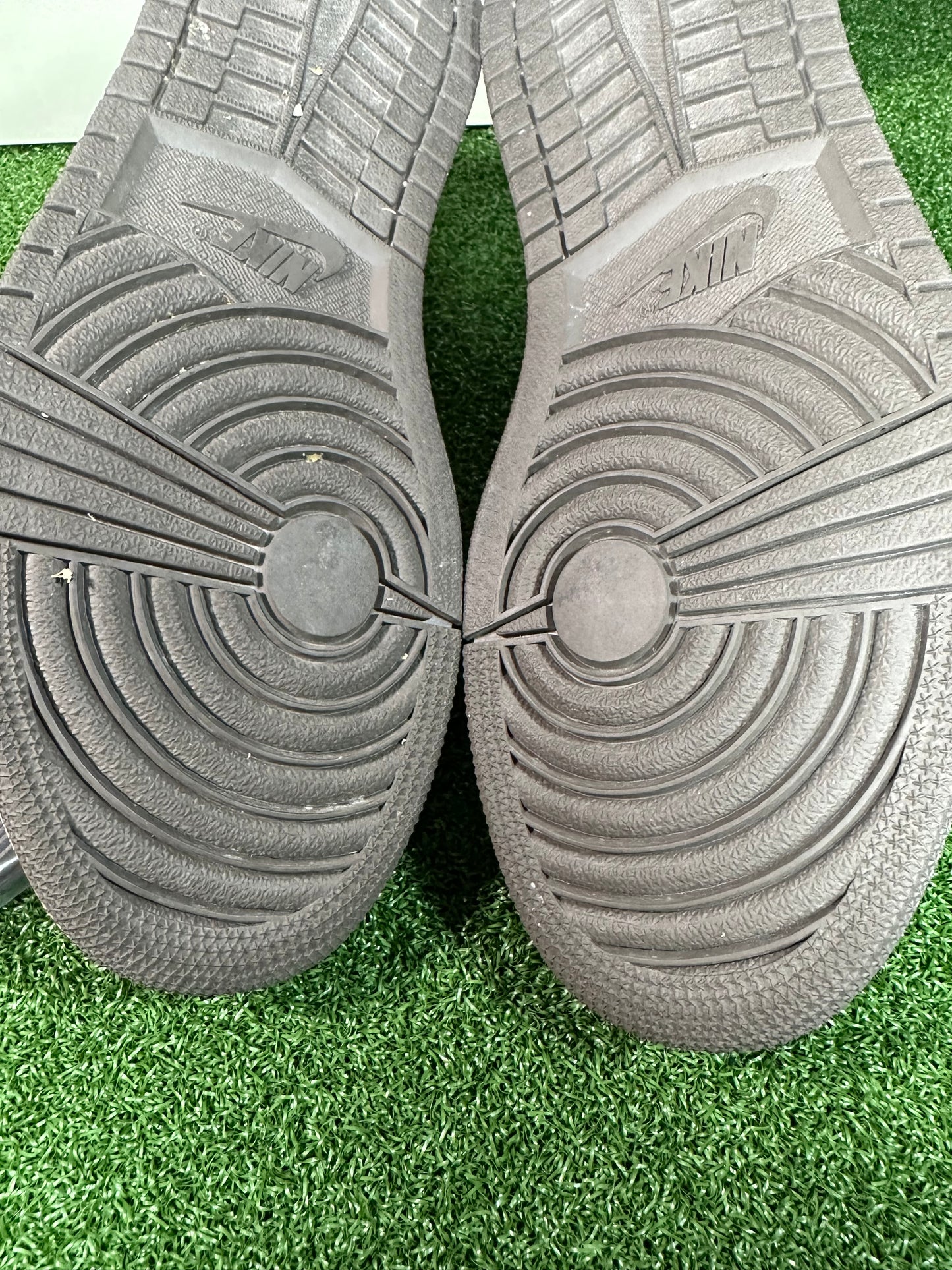 Jordan 1 Retro Low OG SP Travis Scott Reverse Mocha Worn Once