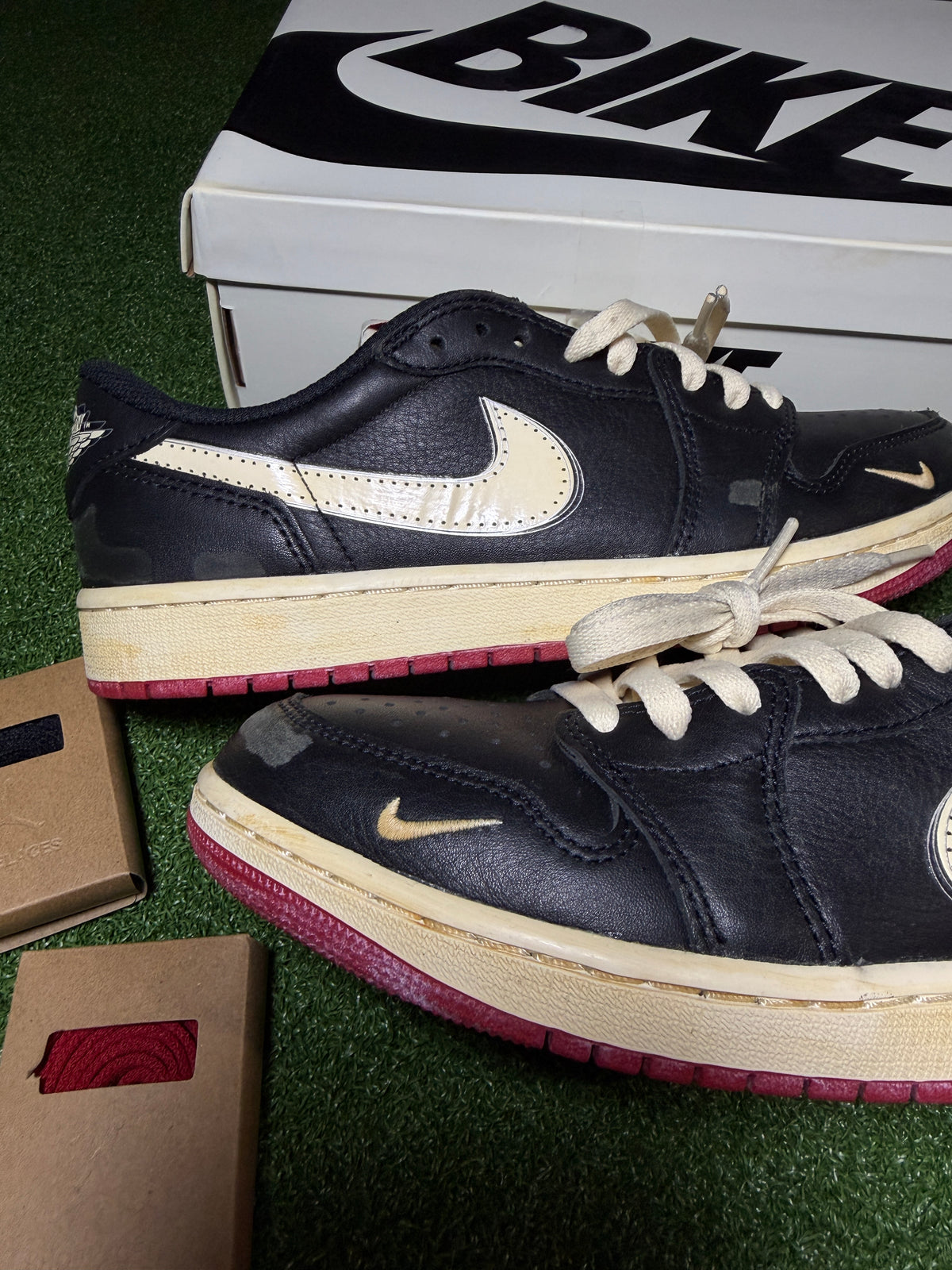 Air Jordan 1 Retro Low OG “Nigel Sylvester Better With Time”  Pre-Owned