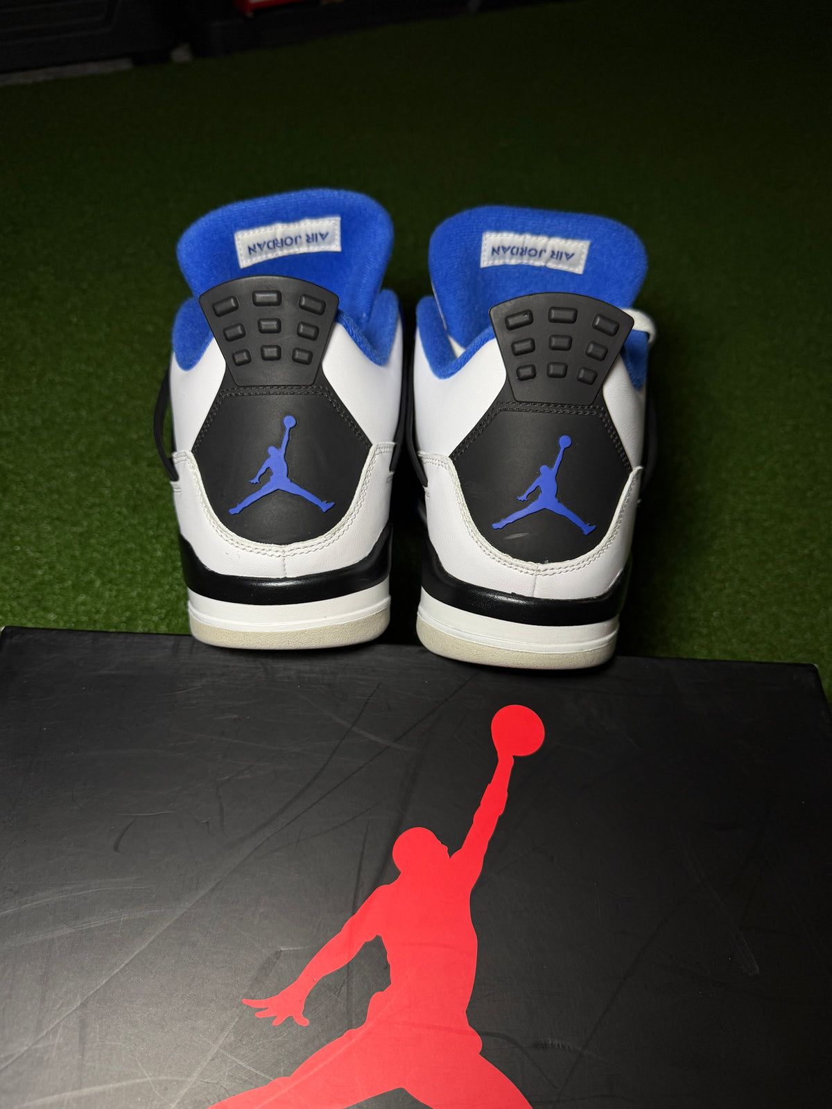 Jordan 4 Retro
Motorsports (2017) Used