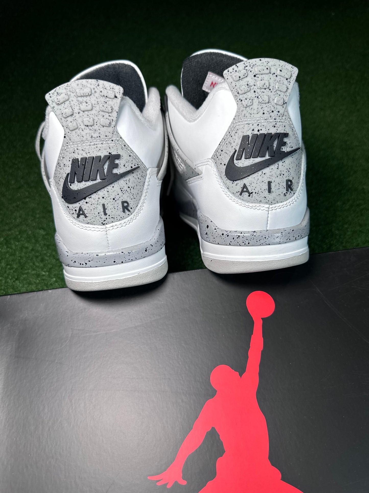 Jordan 4 Retro White Cement USED