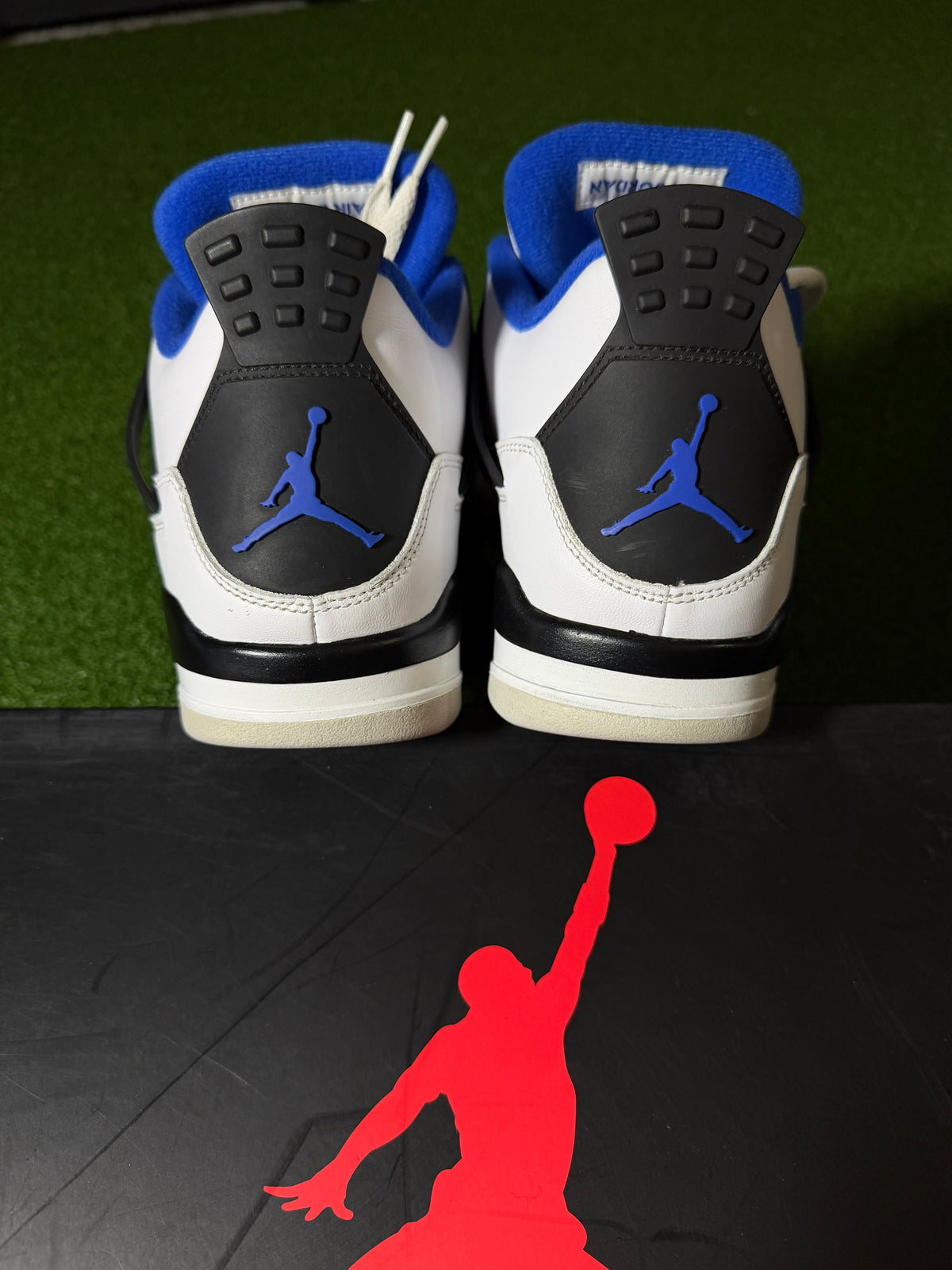 Jordan 4 Retro
Motorsports (2017) Used