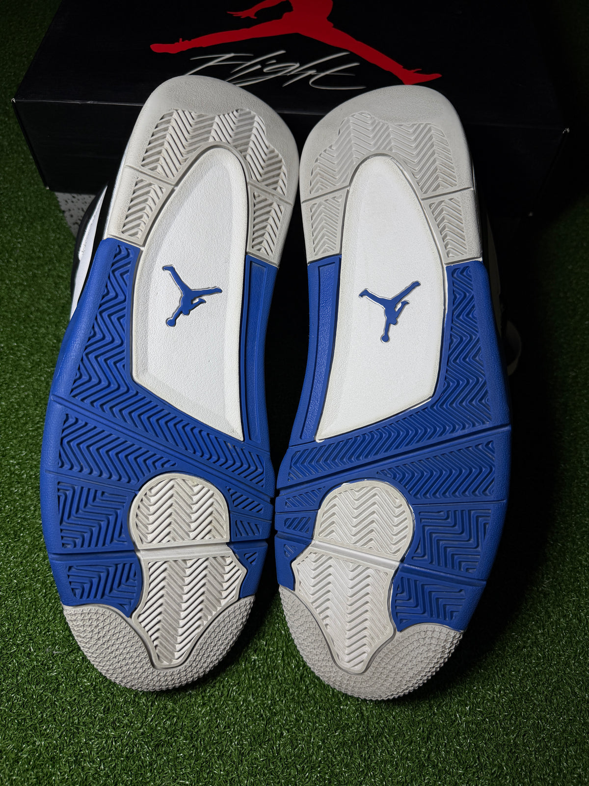 Jordan 4 Retro
Motorsports (2017) Used