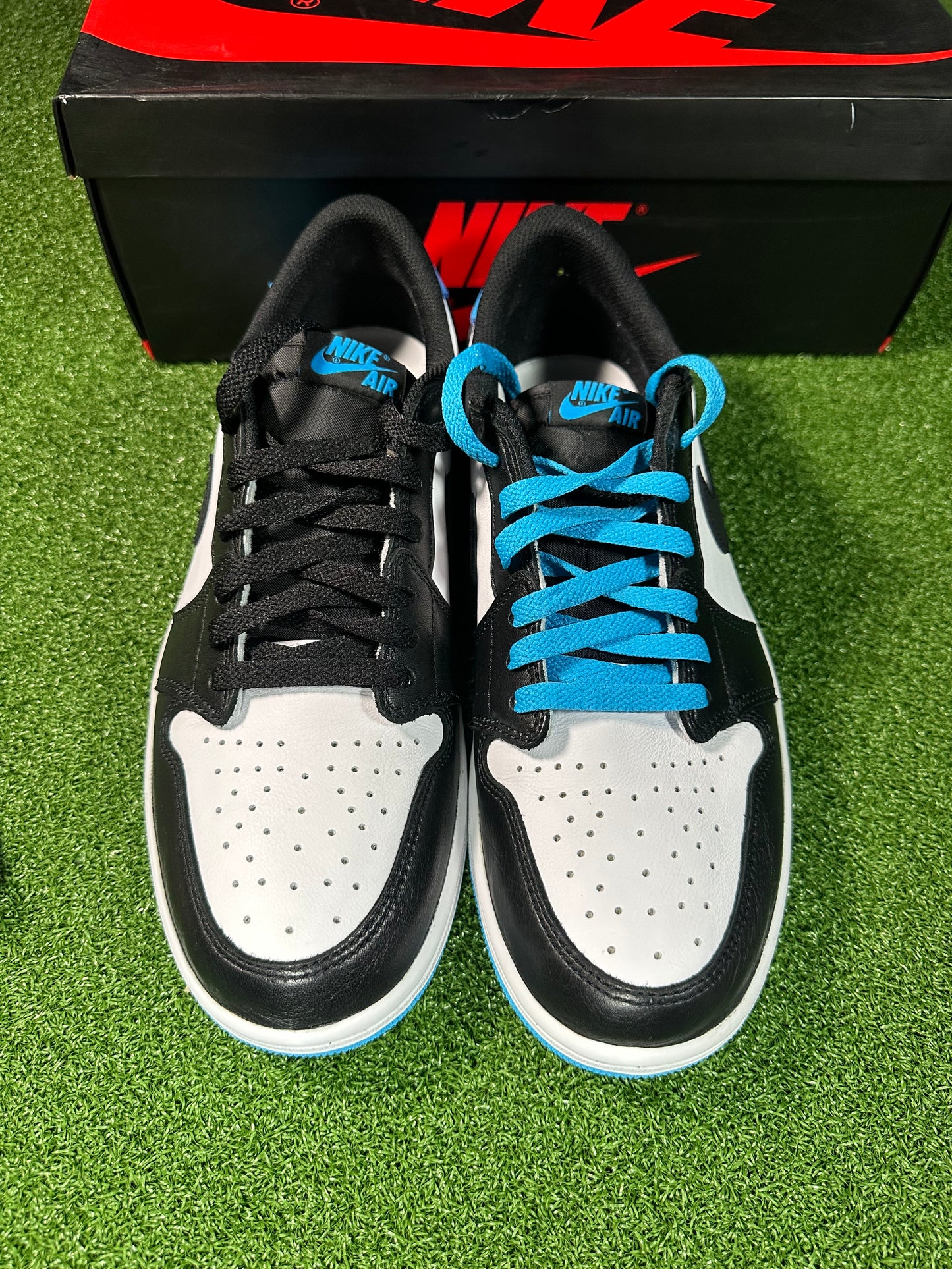 Jordan 1 Retro Low OG Black Dark Powder Blue LIKE NEW