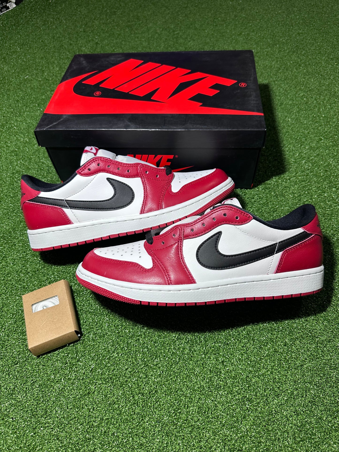 Jordan 1 Low Chicago
