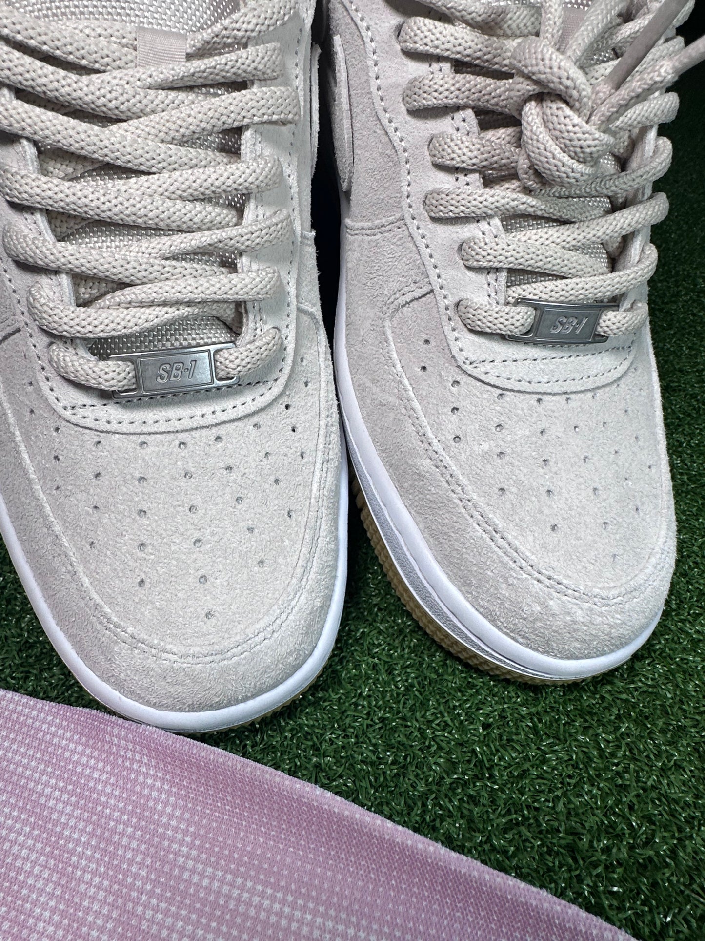 Nike Air Force 1 Low SB Light Orewood Brown Pink