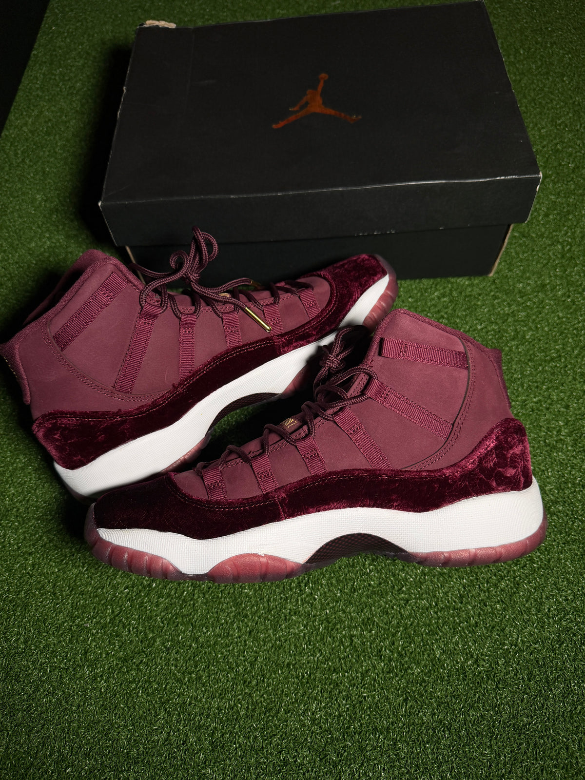Jordan 11 Retro Heiress Night Maroon (GS)