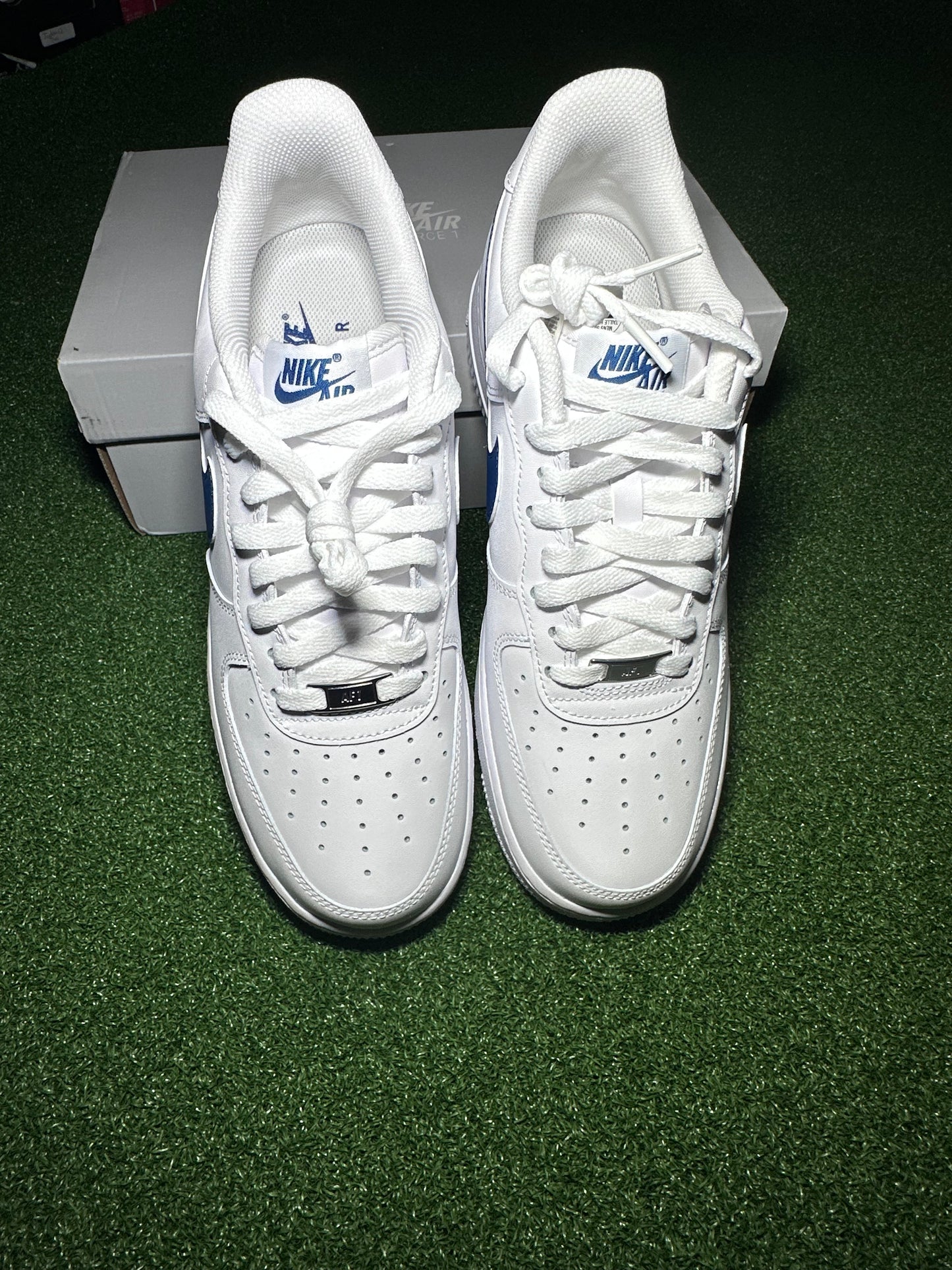 Air Force 1 Low Navy Strike
