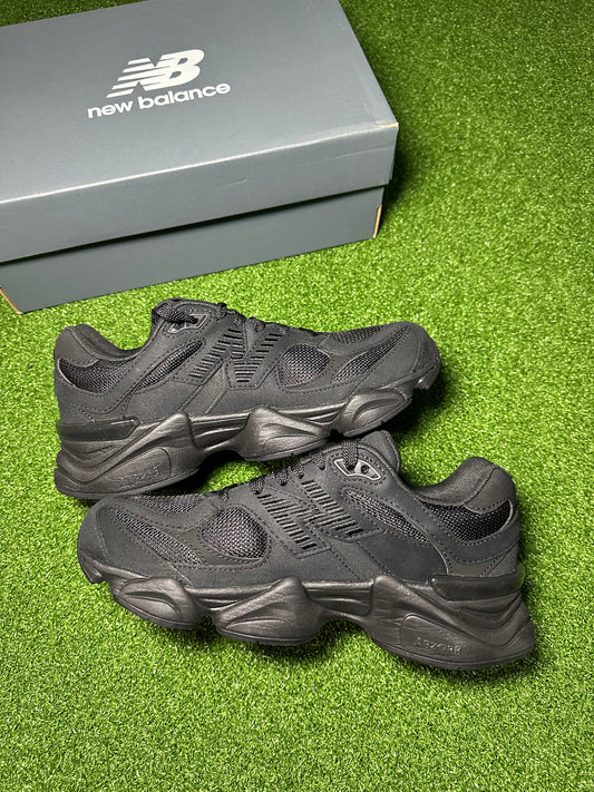 New Balance 9060 ‘Triple Black Suede’