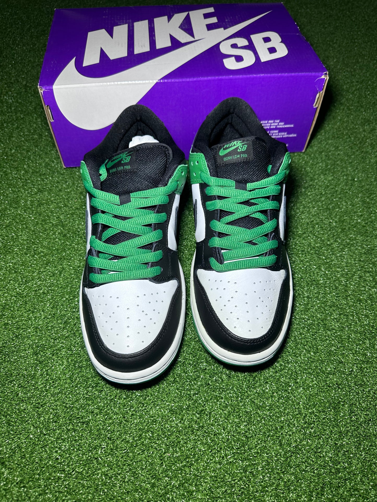 Nike SB Dunk Low “Classic Green”