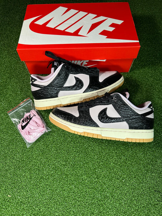 Nike Dunk Low Retro Pink Foam Black