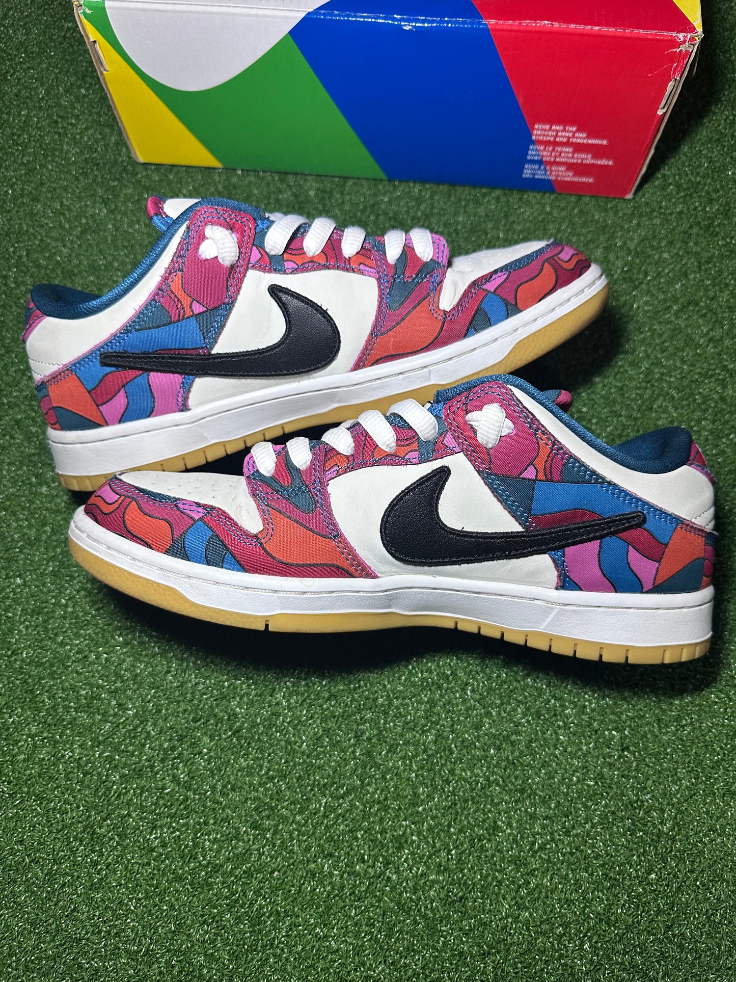 SB Dunk Low Parra Abstract Art