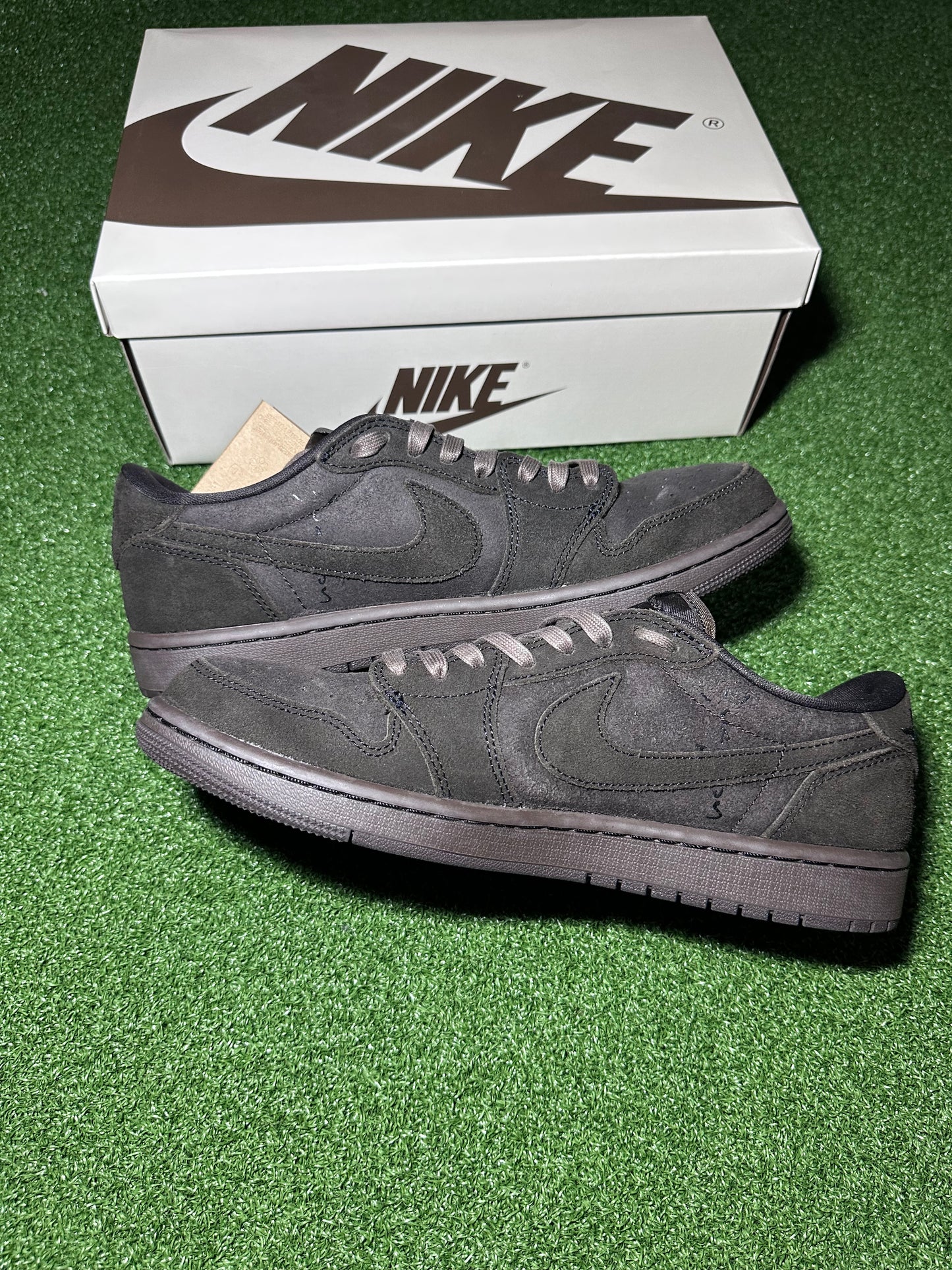 Jordan 1 Low Travis Scott “ Velvet Brown “ VNDS