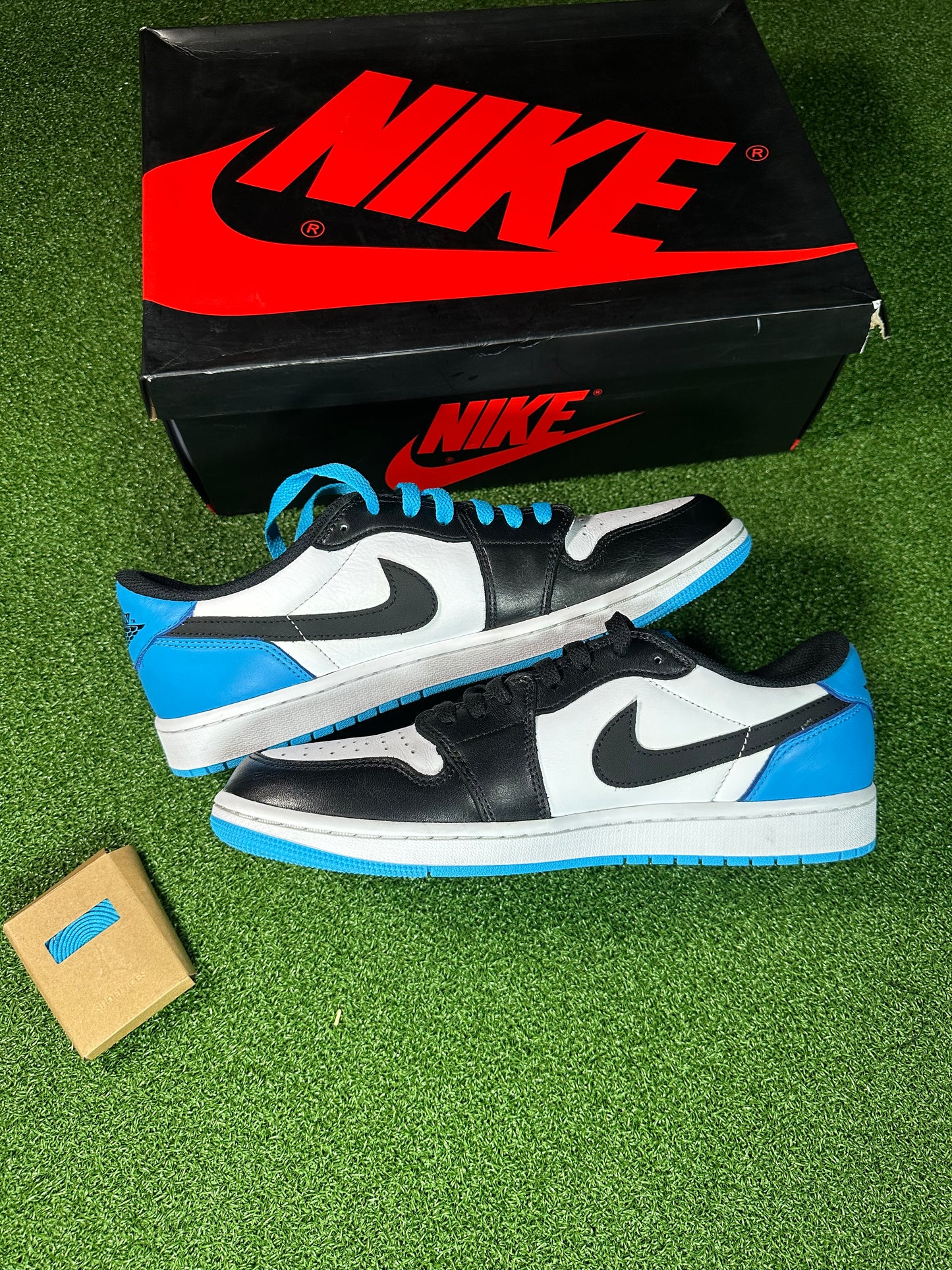 Jordan 1 Retro Low OG Black Dark Powder Blue LIKE NEW