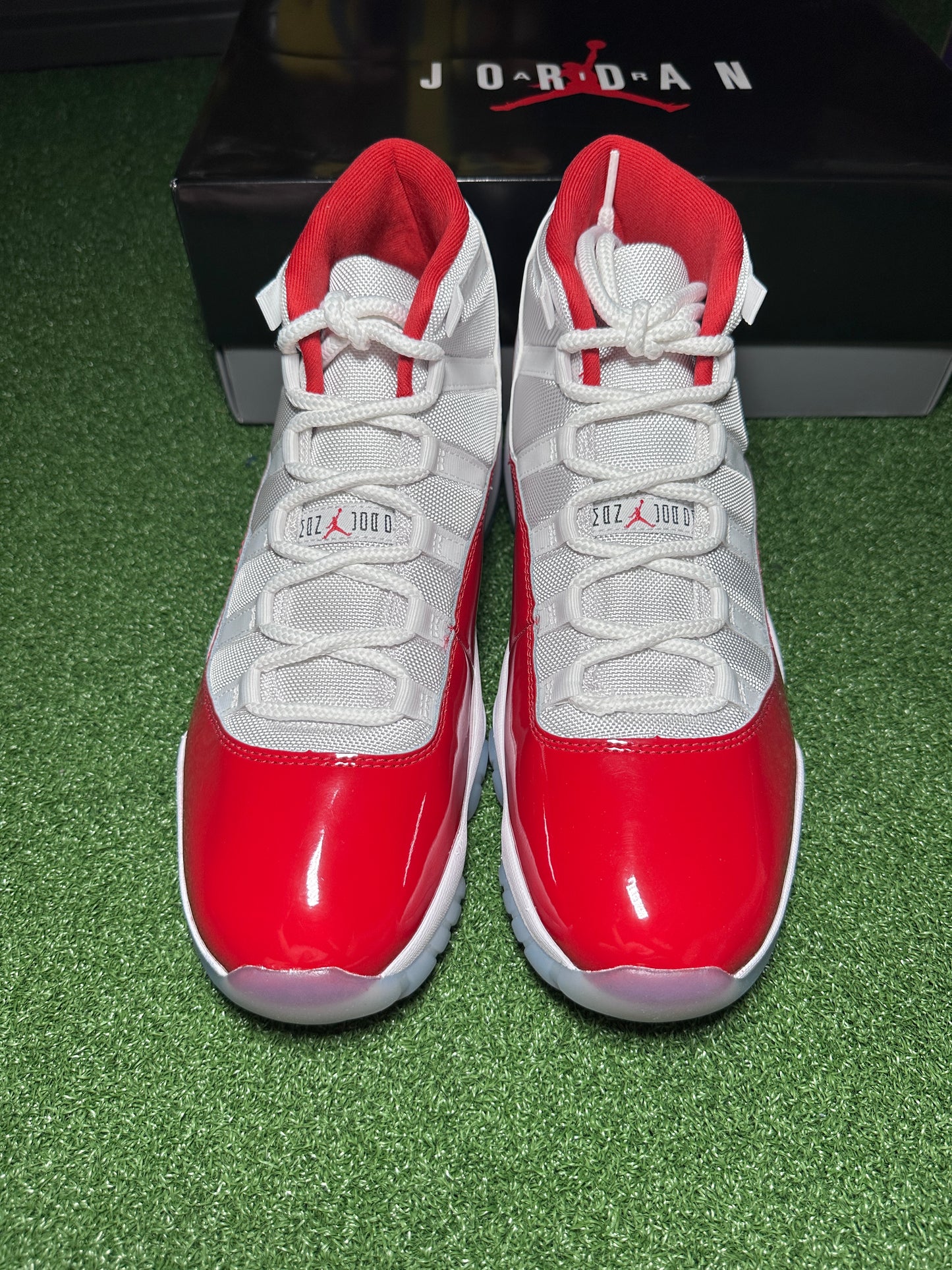 Jordan 11 Retro - Cherry (Preescolar)