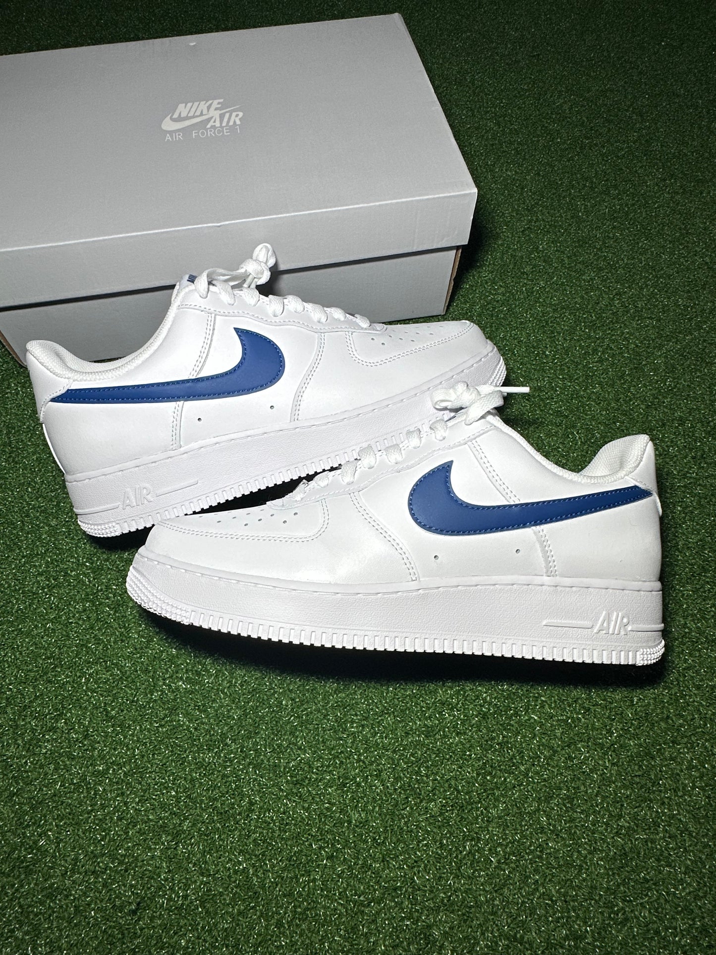 Air Force 1 Low Navy Strike