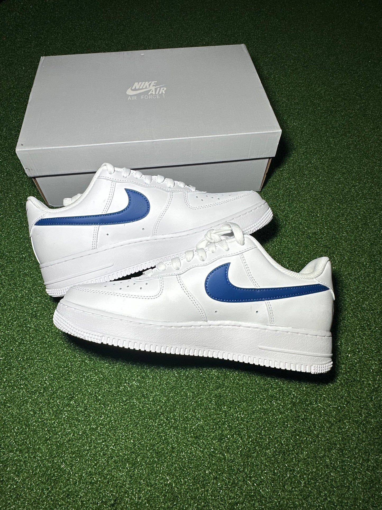 Air Force 1 Low Navy Strike