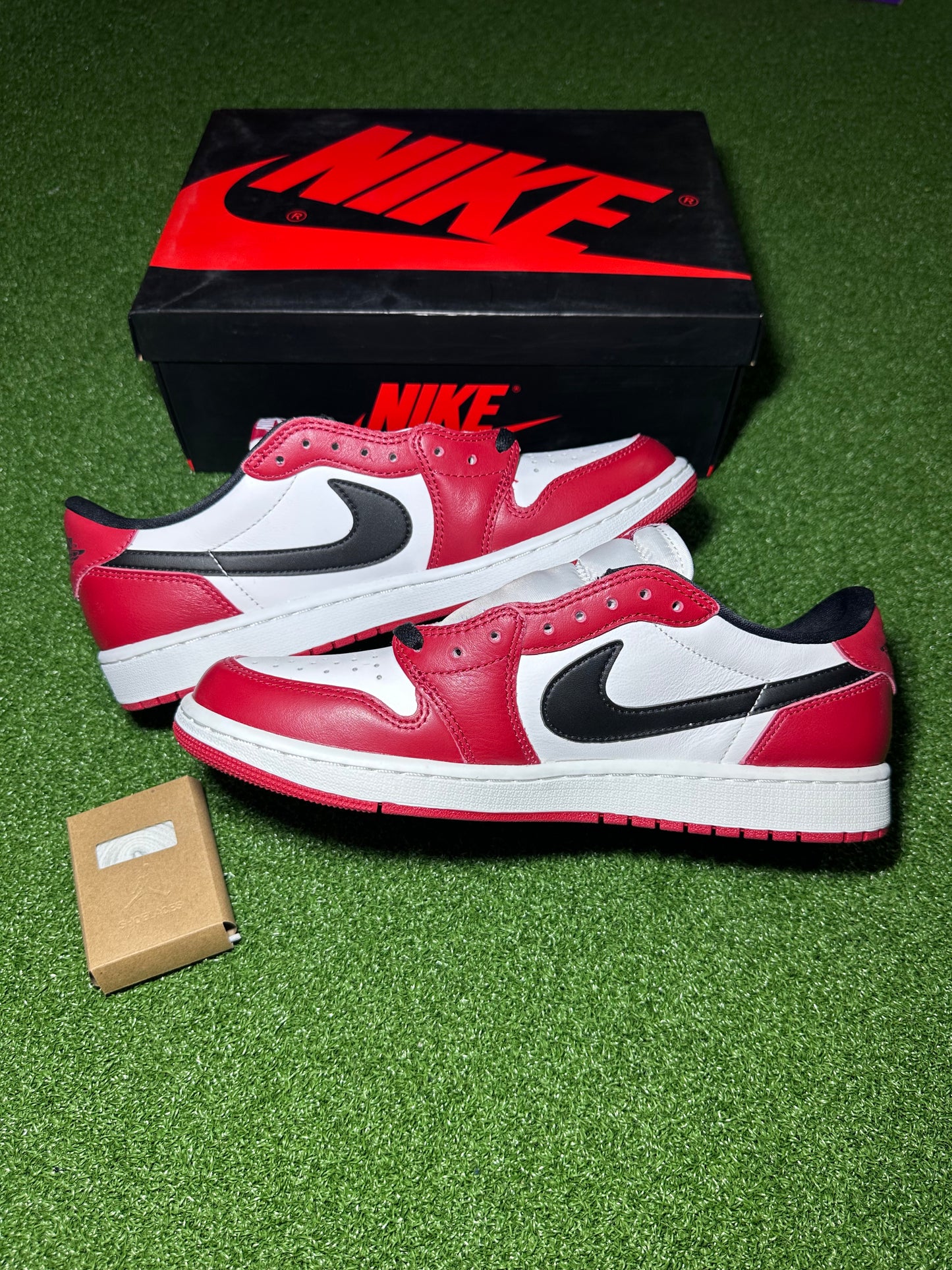 Jordan 1 Low Chicago
