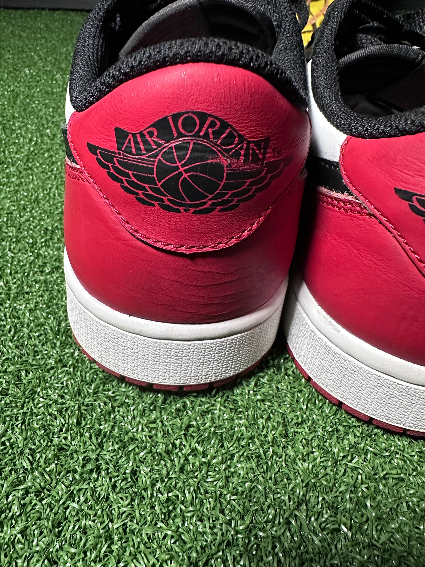 Jordan 1 Retro Low OG "Black Toe" (2023)