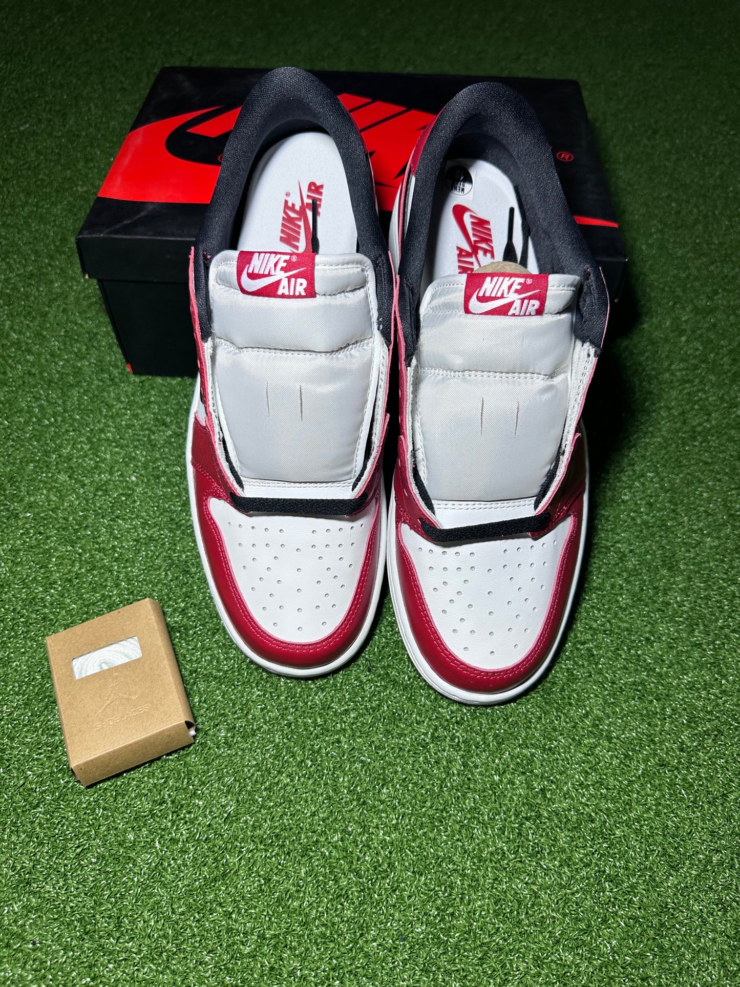 Jordan 1 Low Chicago
