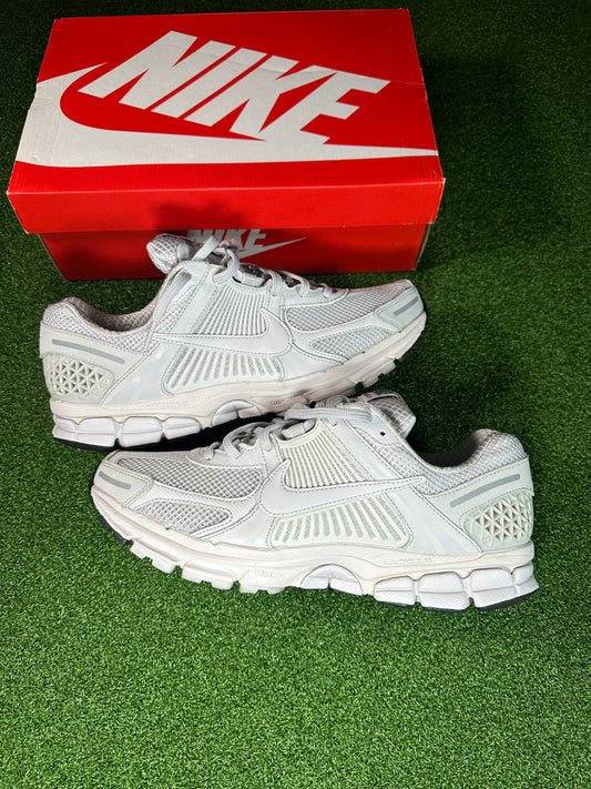 Nike Zoom Vomero 5 SP Vast Grey USED