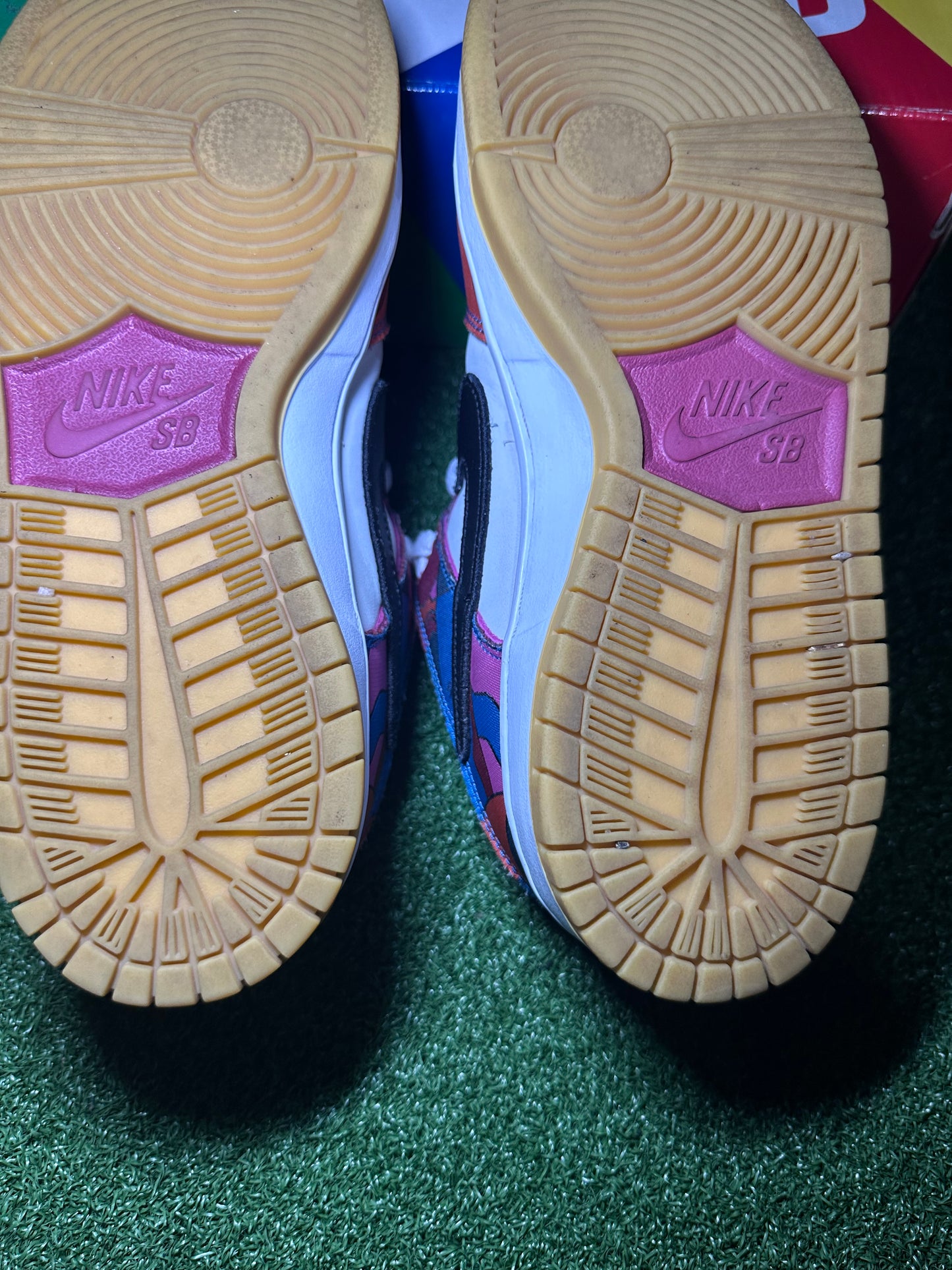 SB Dunk Low Parra Abstract Art