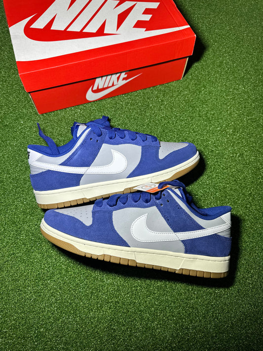 Nike Dunk Low “ Blue Gum Bottom”
