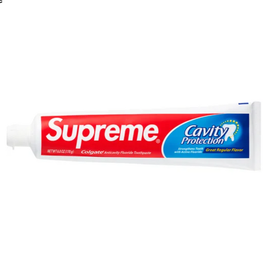 Pasta de dientes Supreme x Colgate