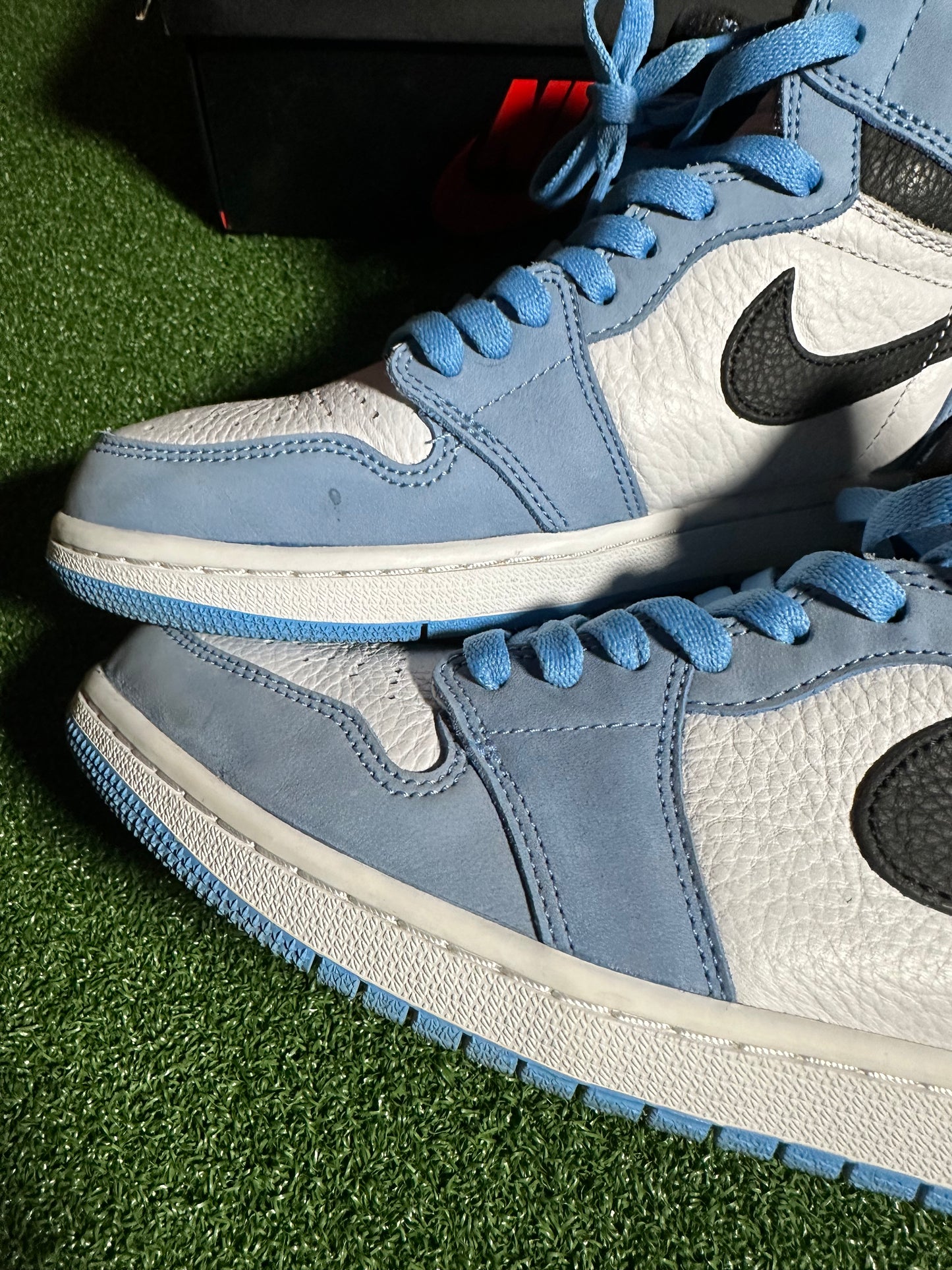 Jordan 1 Retro High OG University Blue USED