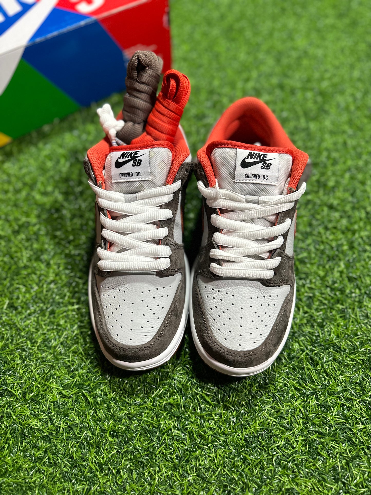 Nike SB Dunk Low - Crushed D.C.