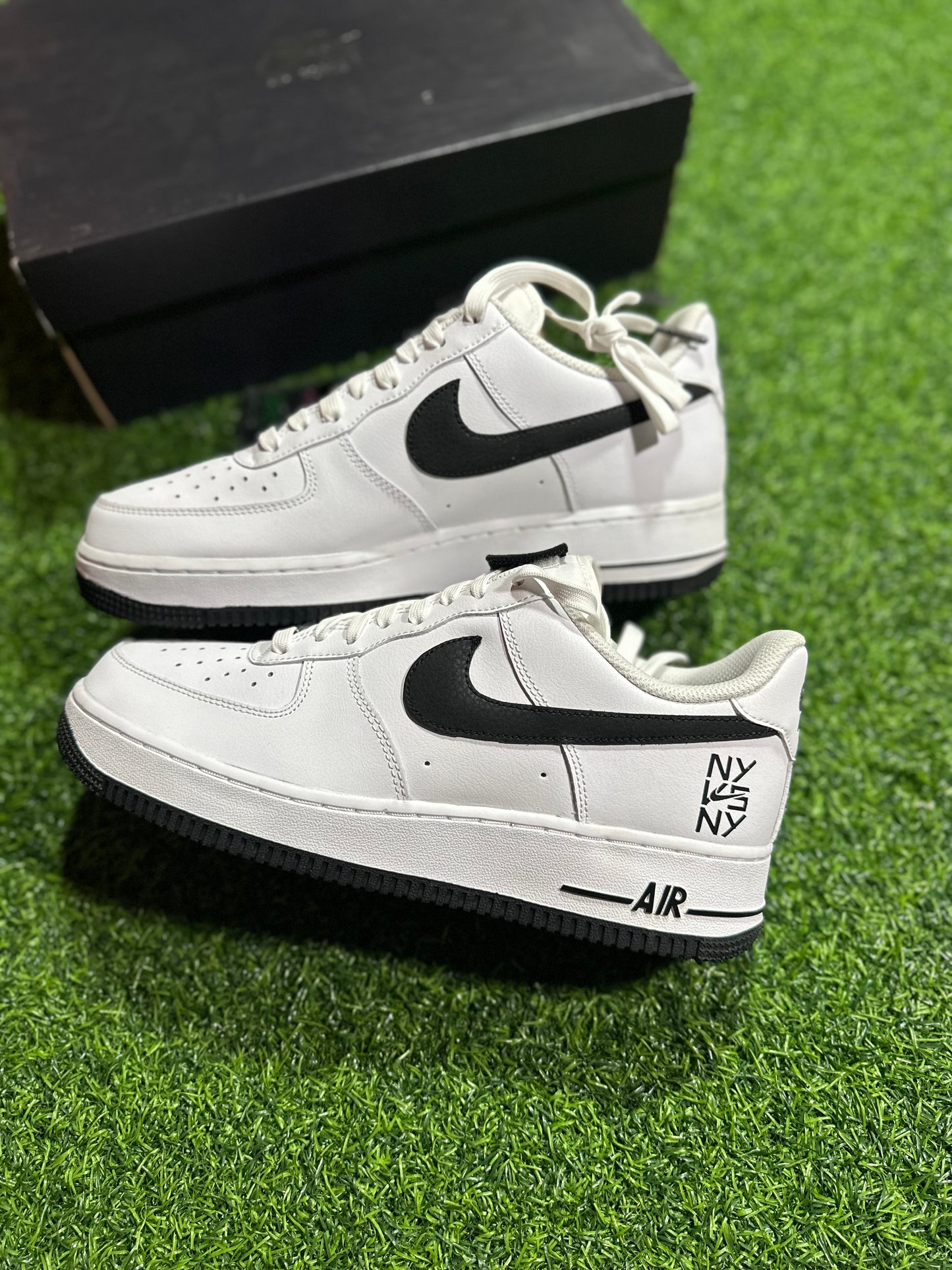 Nike Air Force 1 Low - NY vs. NY White Black (2020)