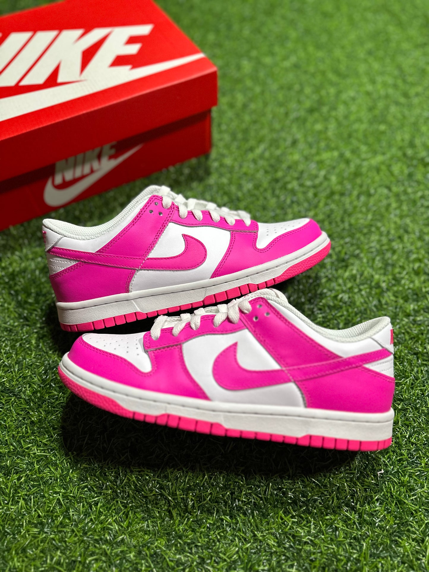 Nike Dunk Low - Laser Fuchsia (Grade School)