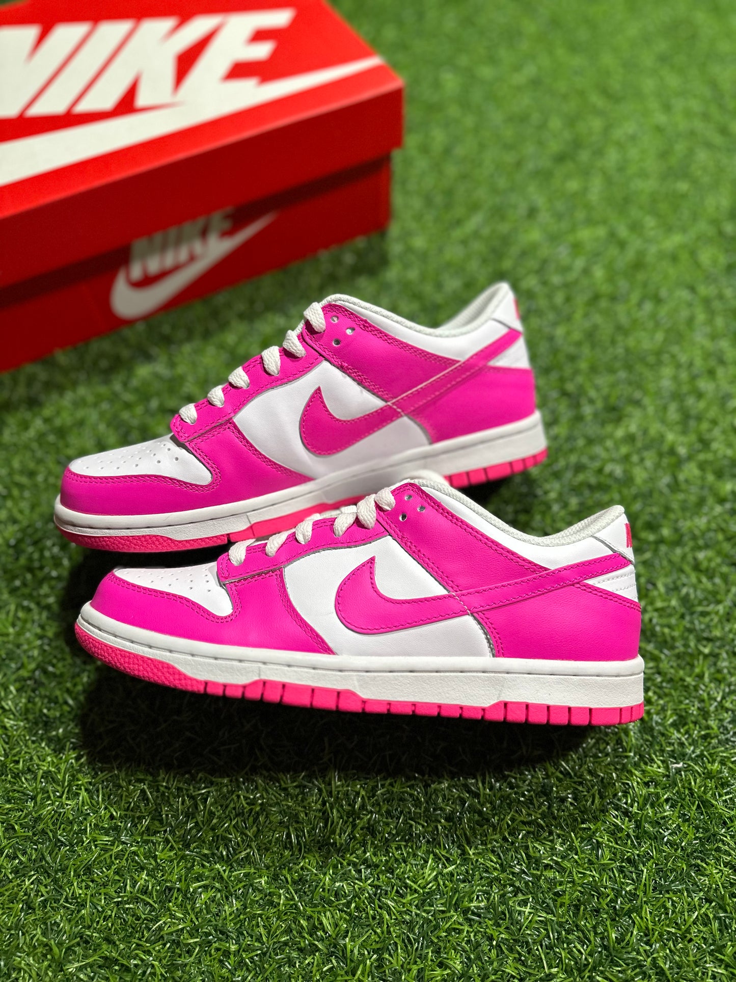 Nike Dunk Low - Laser Fuchsia (Grade School)