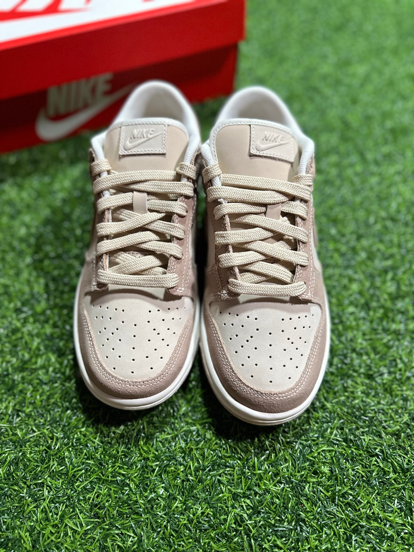 Nike Dunk Low SE - Sanddrift (para mujer)