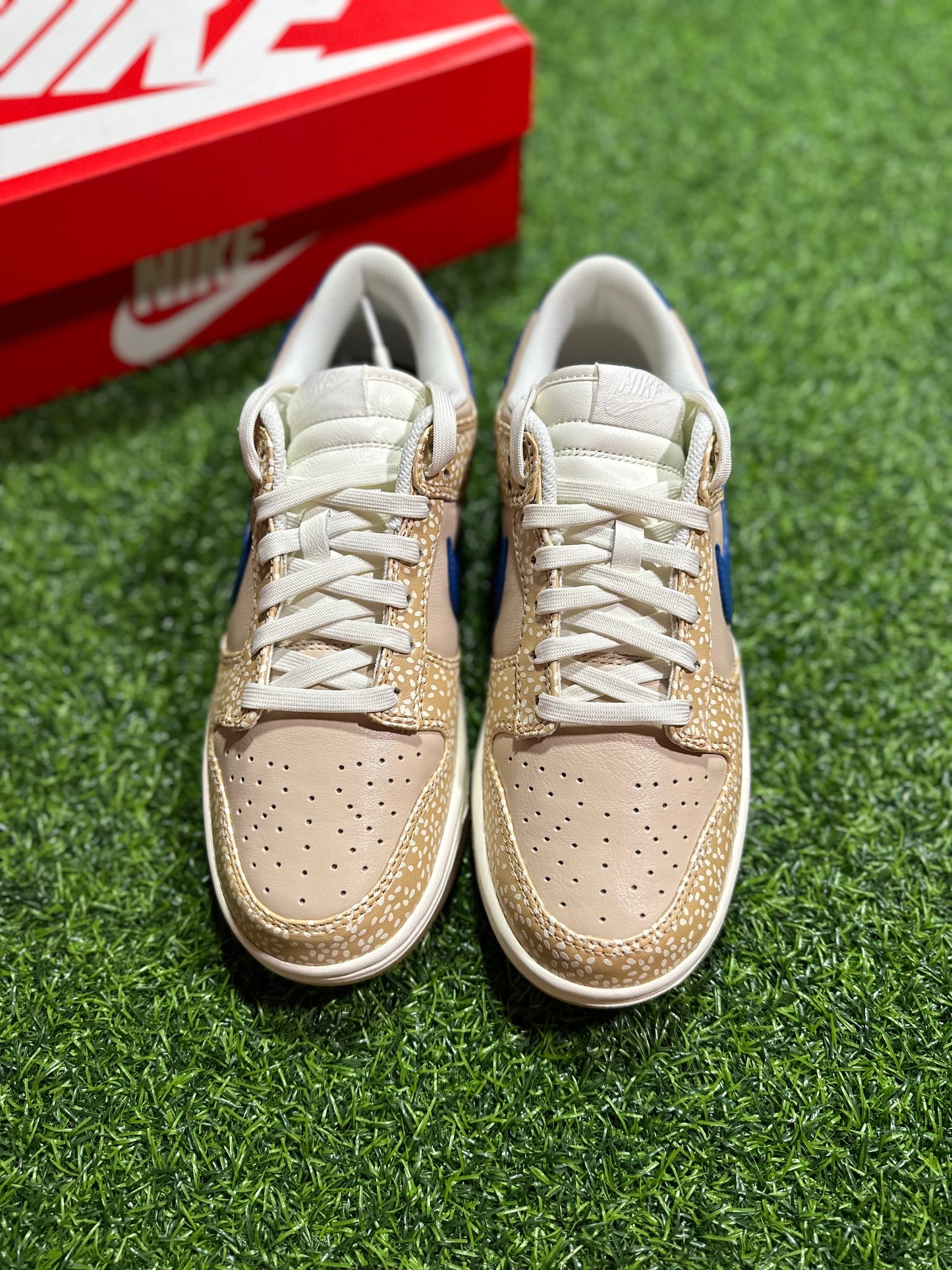 Nike Dunk Low - Bagel de Montreal con sésamo