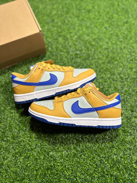 Nike Dunk Low Next Nature - Trigo dorado real (para mujer)