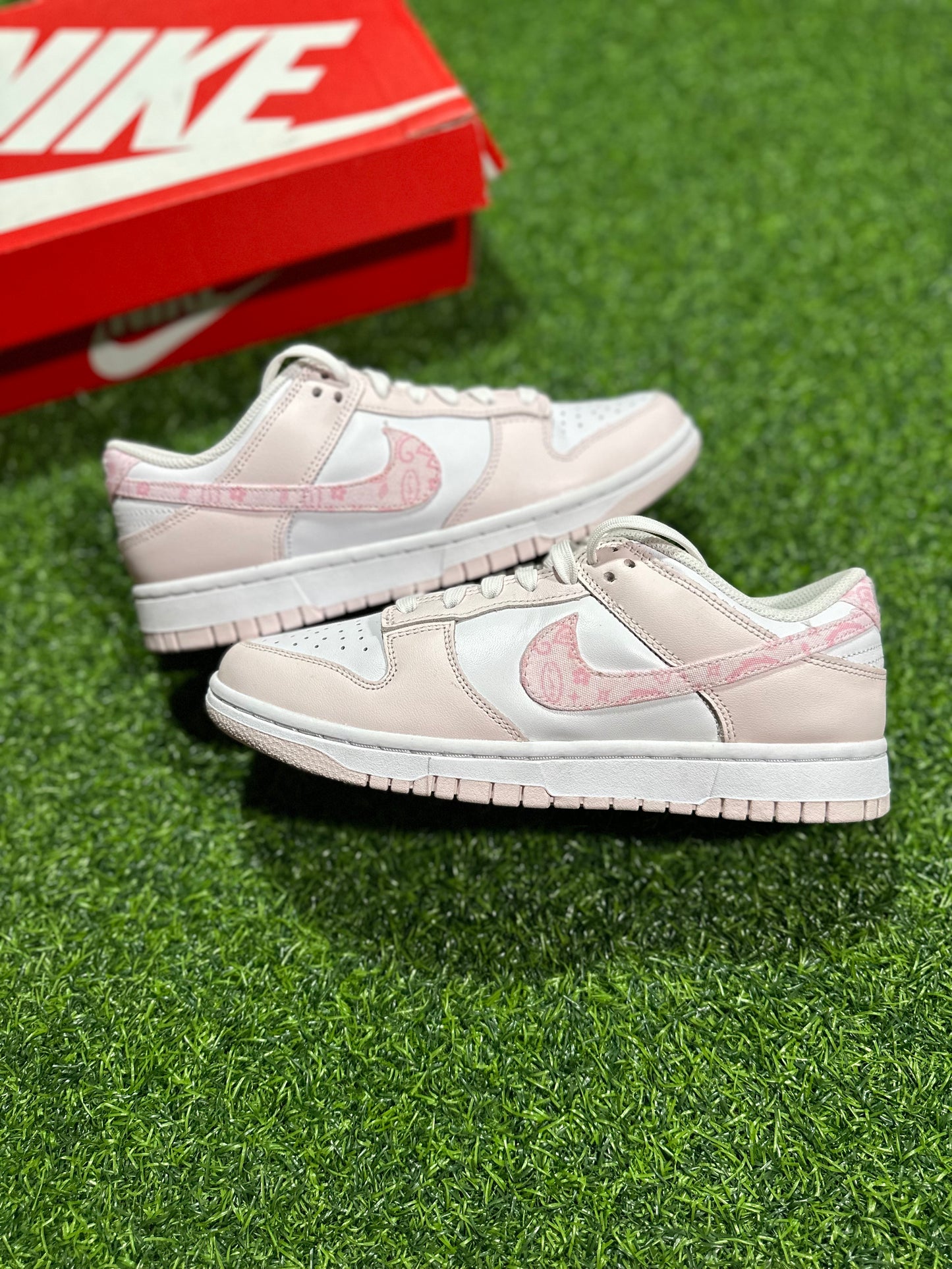 Nike Dunk Low Essential - Paisley Pack rosa (para mujer)