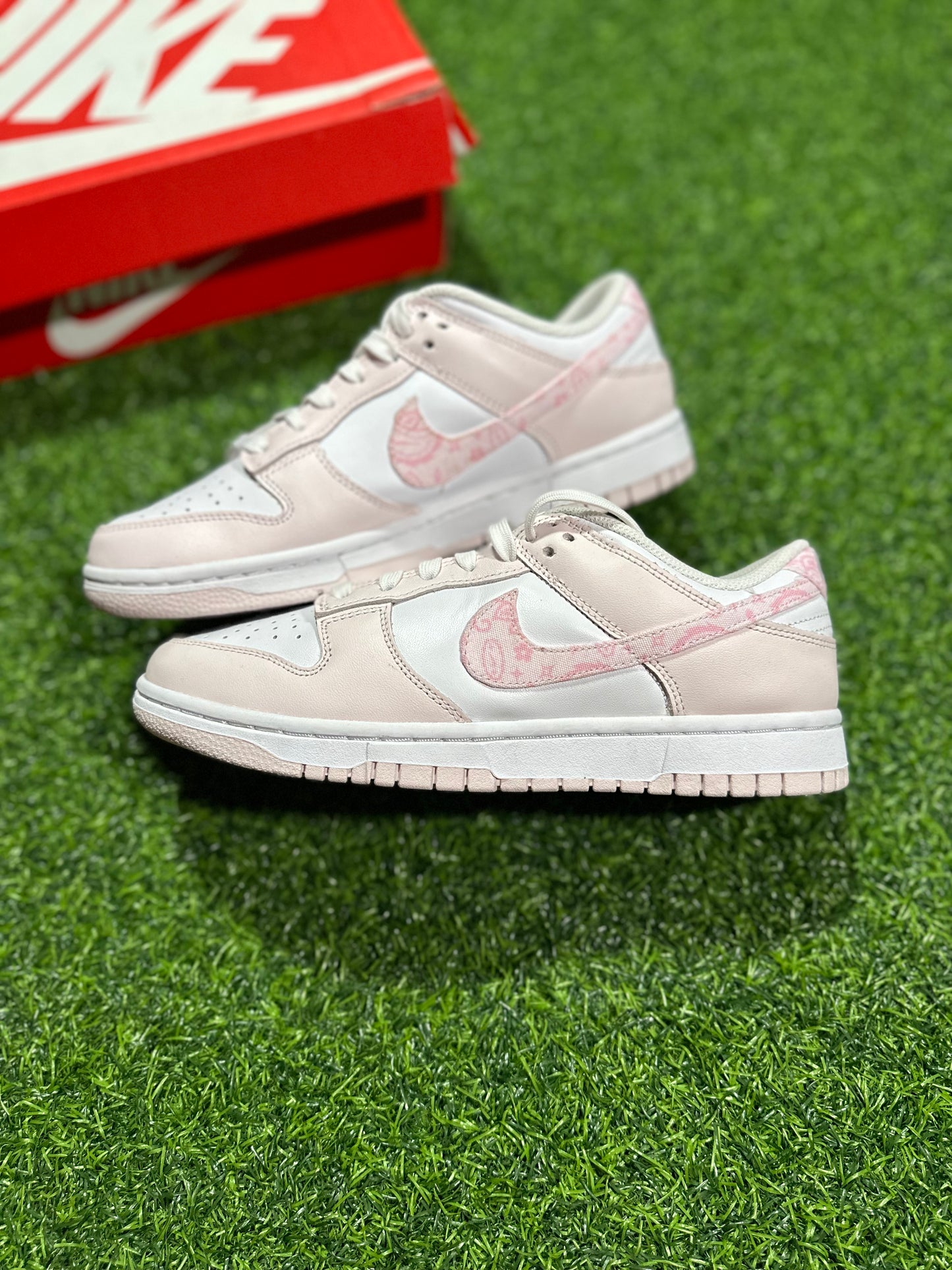 Nike Dunk Low Essential - Paisley Pack rosa (para mujer)