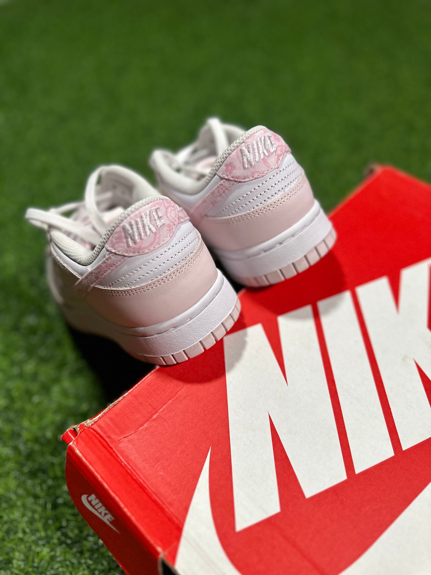 Nike Dunk Low Essential - Paisley Pack rosa (para mujer)