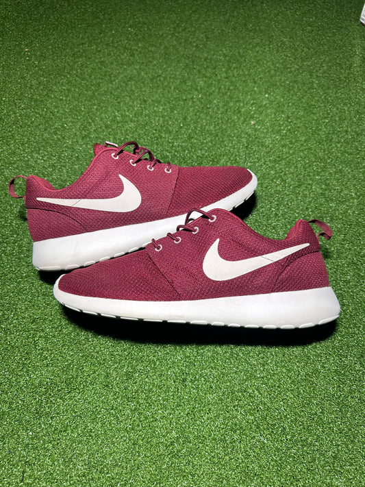 Rochee Burgandy Preowned NO BOX