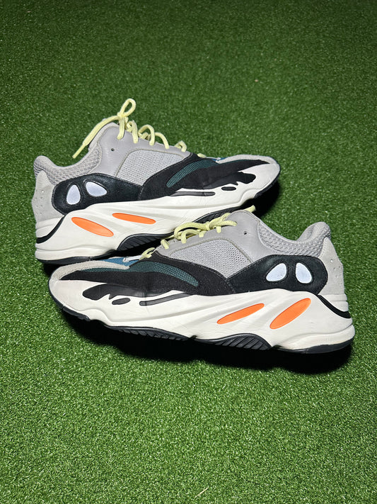 Yeezy 700 Foam Runner USED NO BOX
