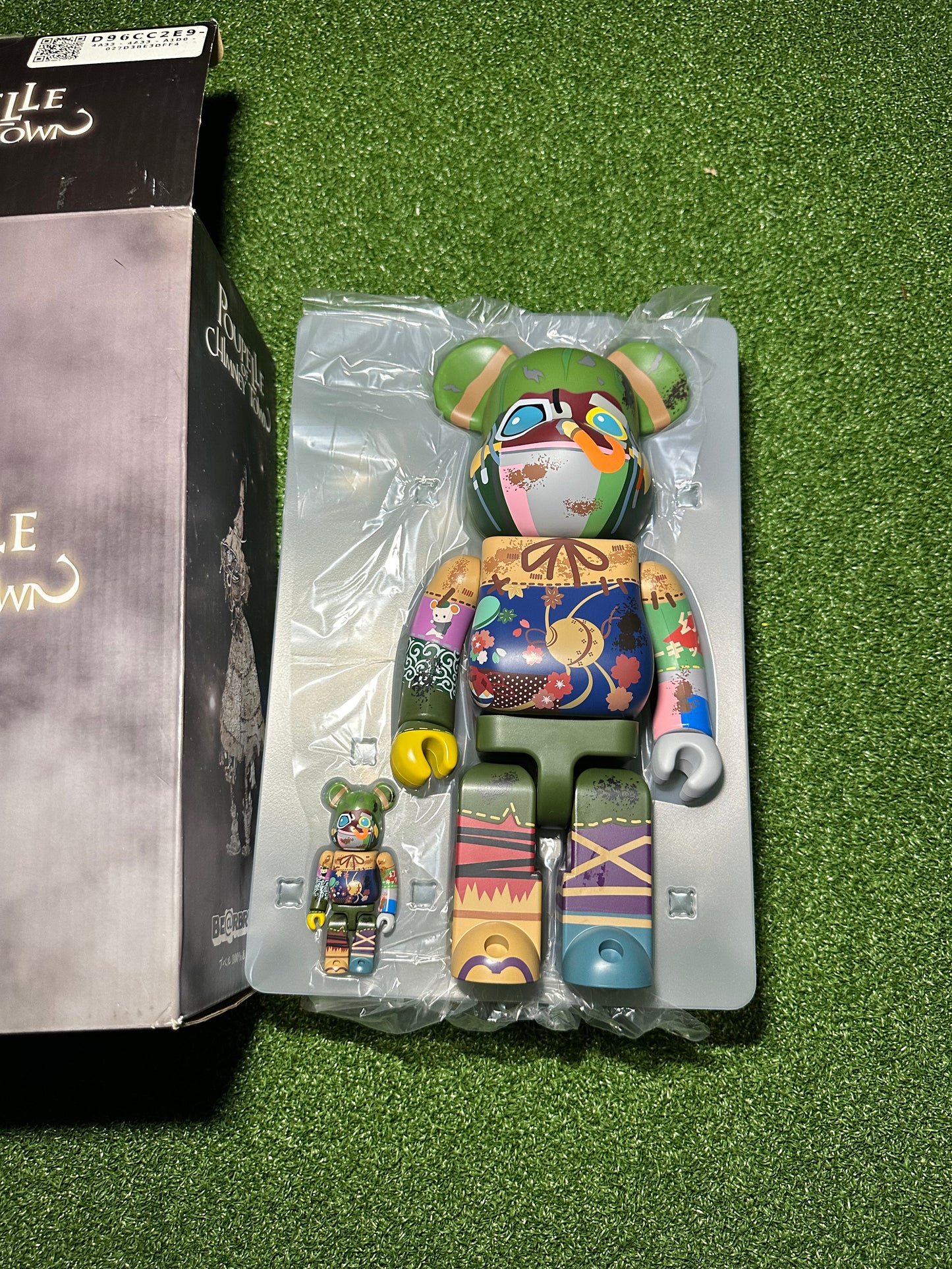 Bearbrick Poupelle Of Chimney Town 100% & 400% Set