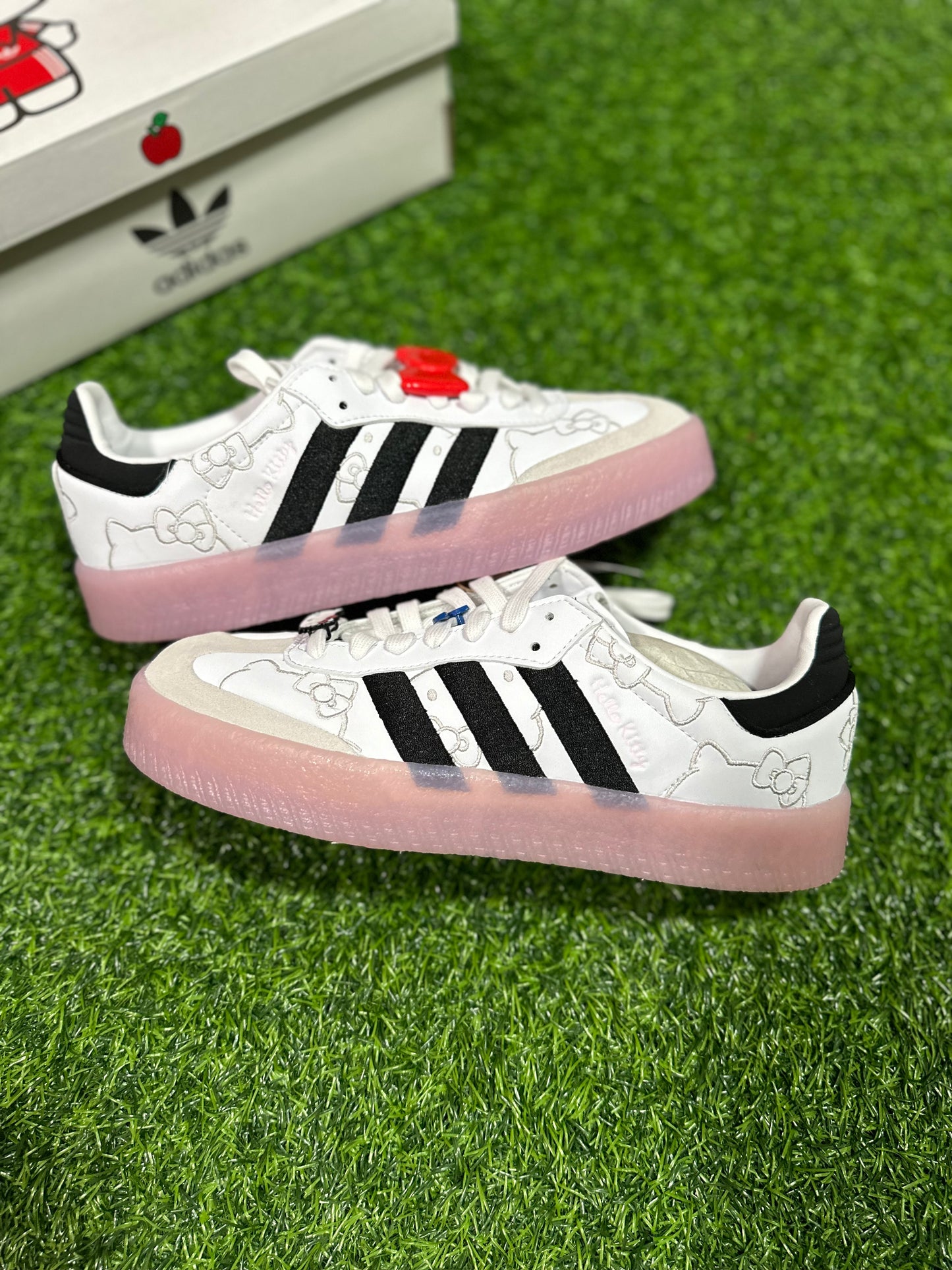 Adidas Samba - Hello Kitty (Women's)