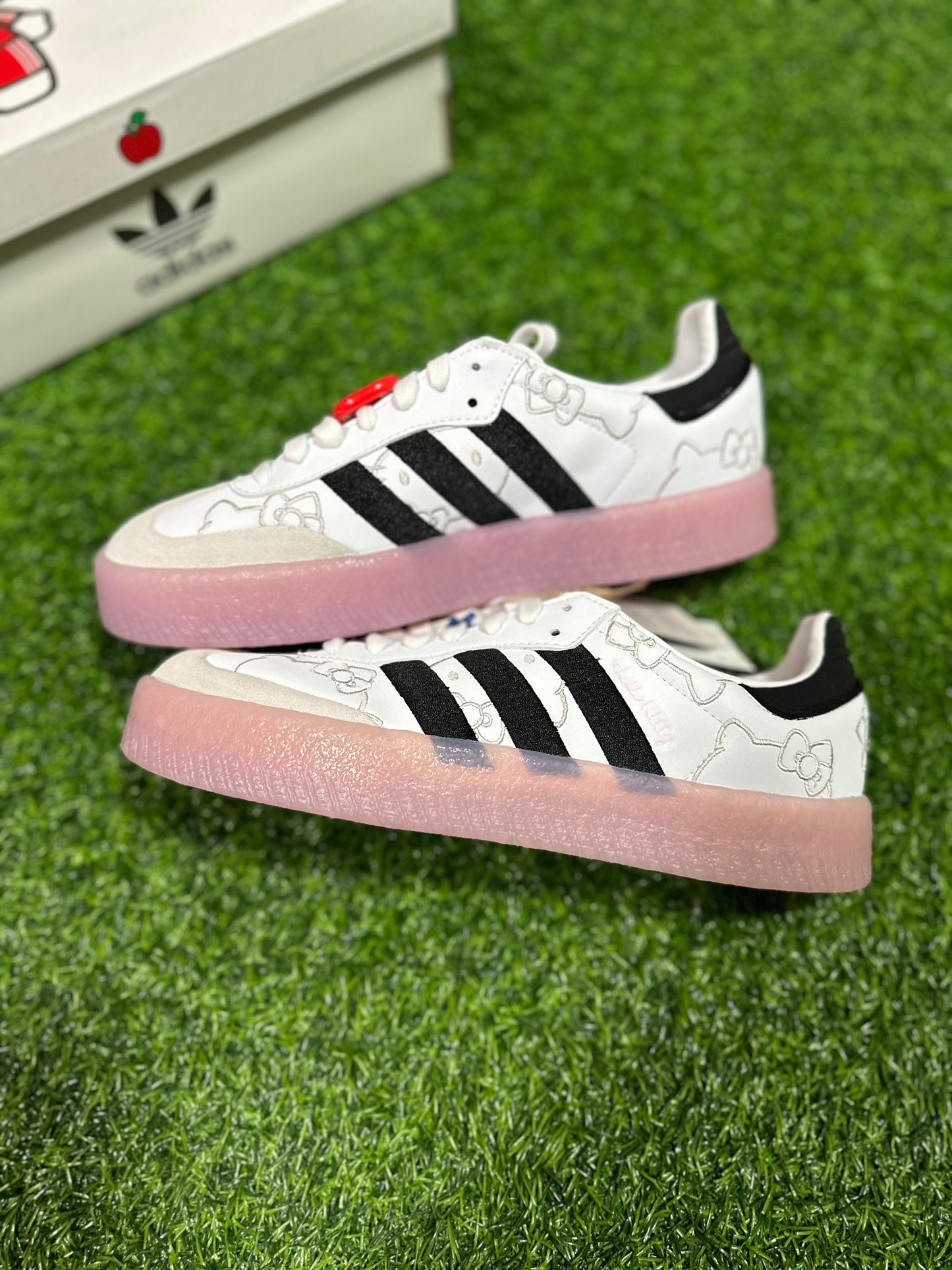 Adidas Samba - Hello Kitty (Women's)