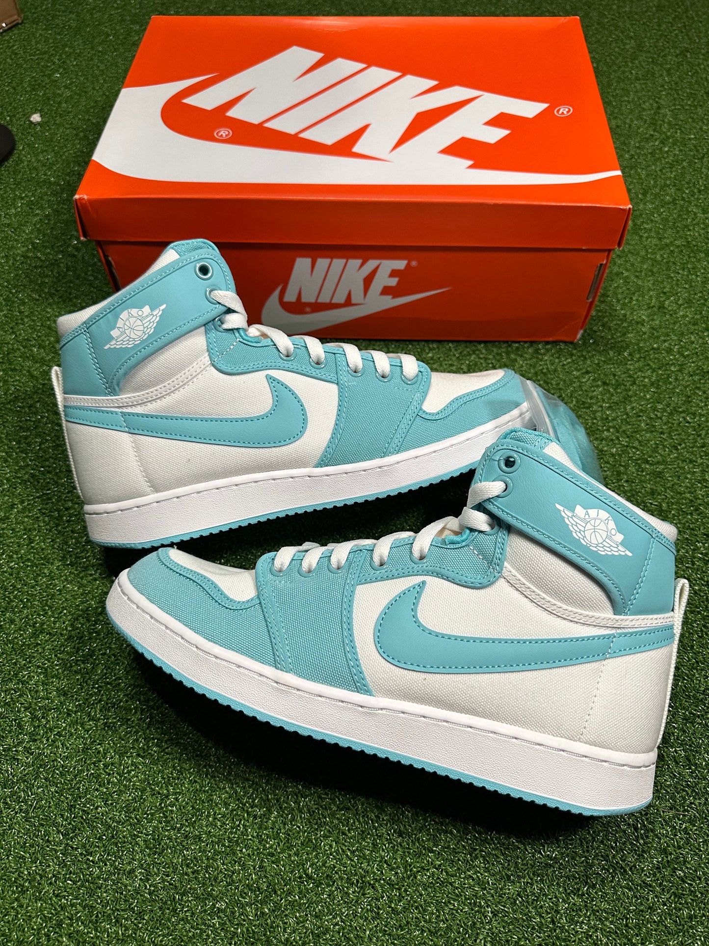 Jordan 1 Retro AJKO - Bleached Aqua