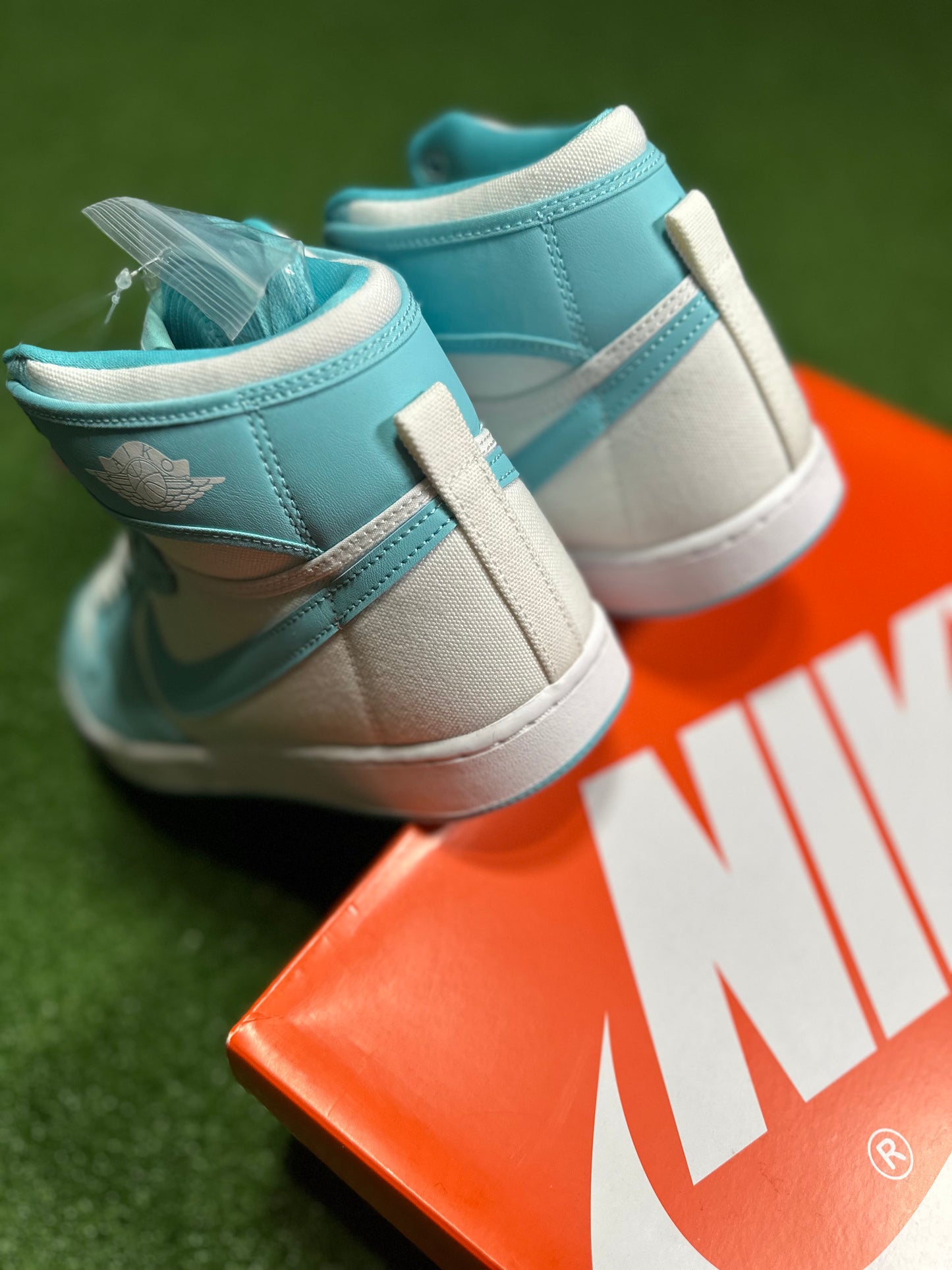 Jordan 1 Retro AJKO - Bleached Aqua