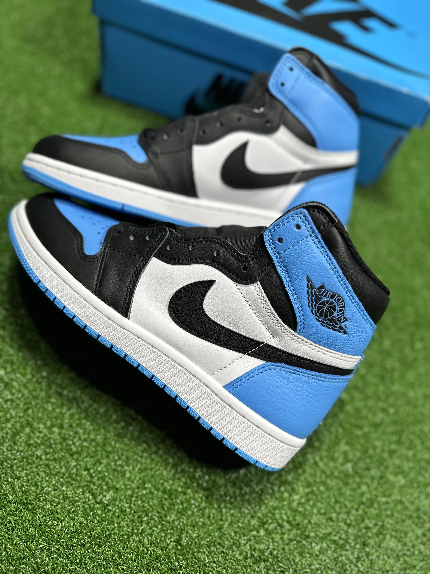 Jordan 1 Retro High OG - UNC Toe