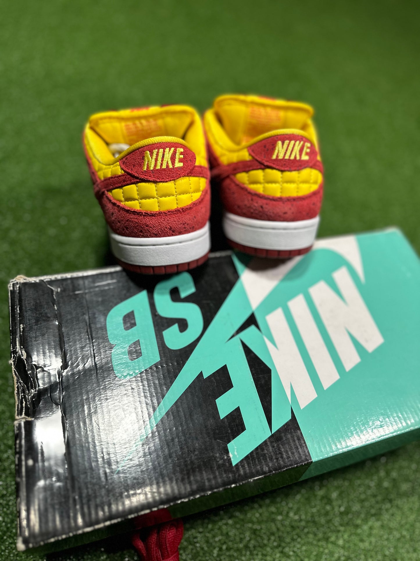 Nike SB Dunk Low - Rukus Crawfish