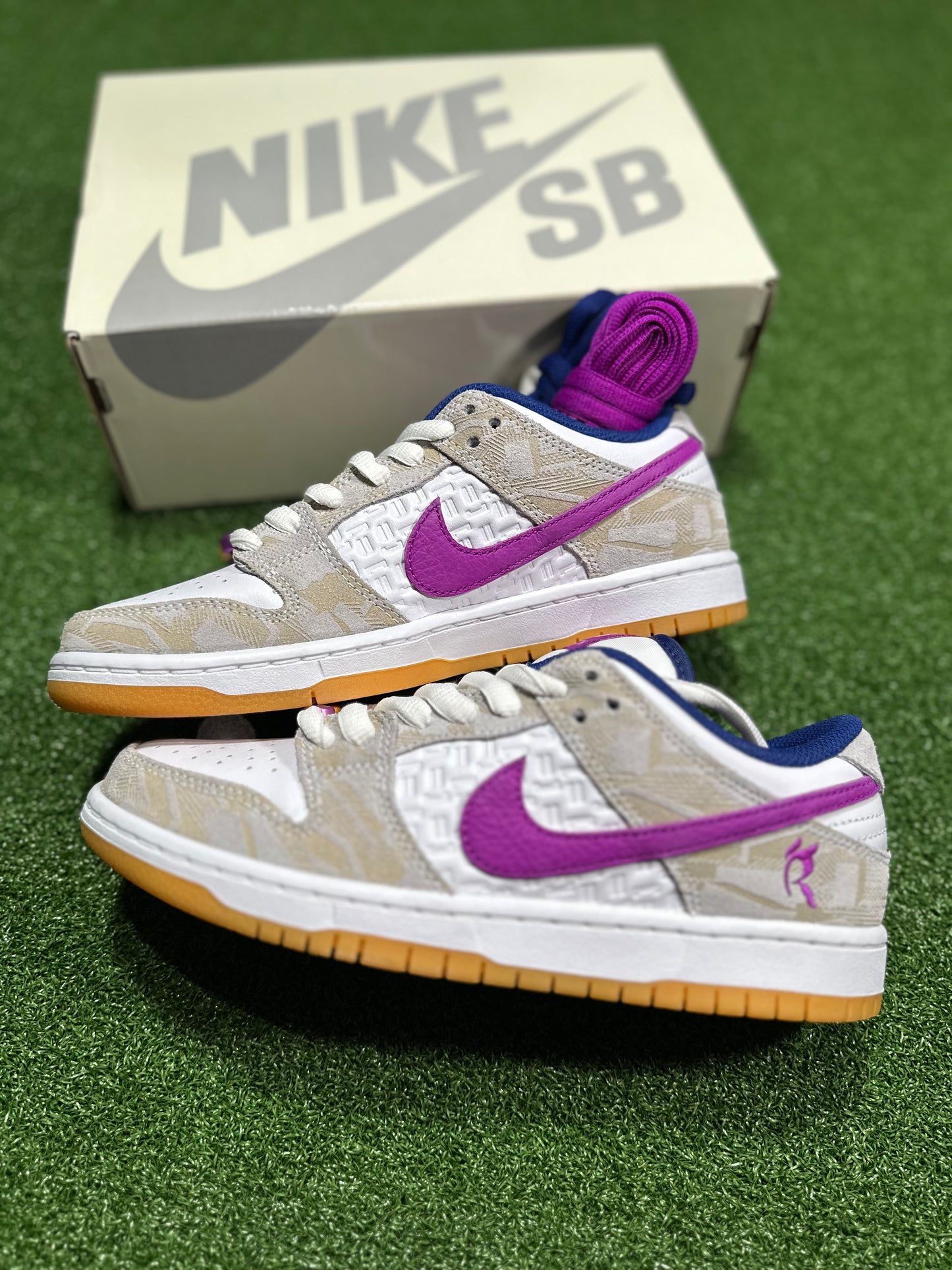 Nike SB Dunk Low - Rayssa Leal